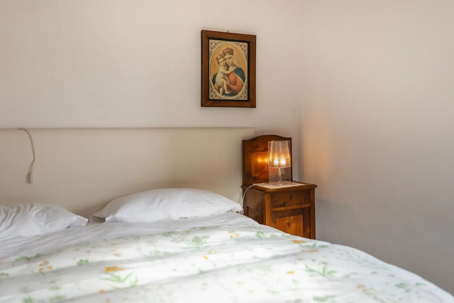 Bed in Albergo Diffuso Comeglians