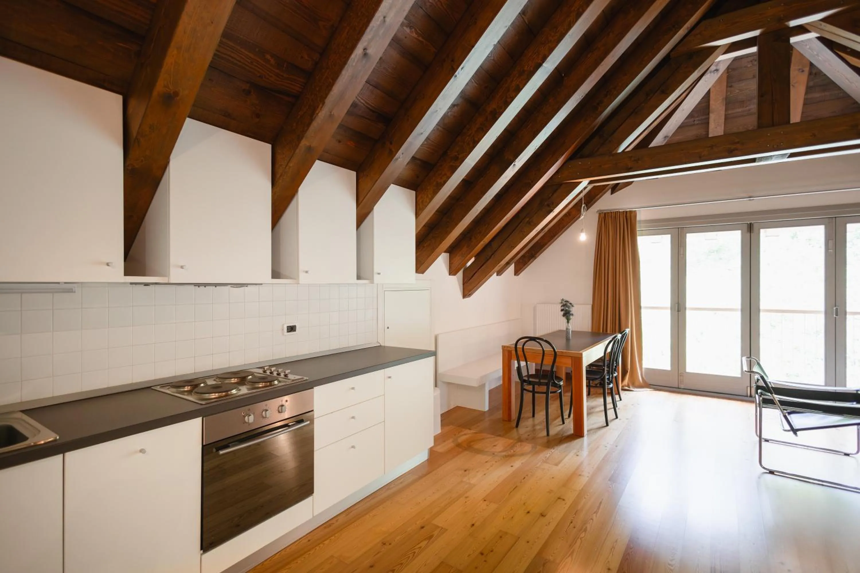 Dining area in Albergo Diffuso Comeglians