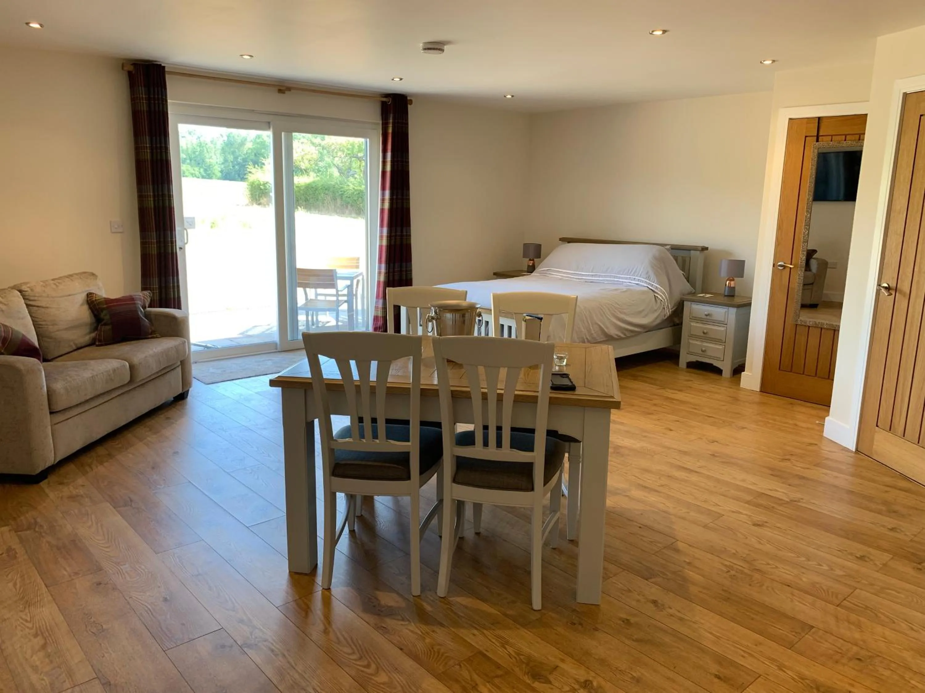 Plumptons Farm Holiday Lodges