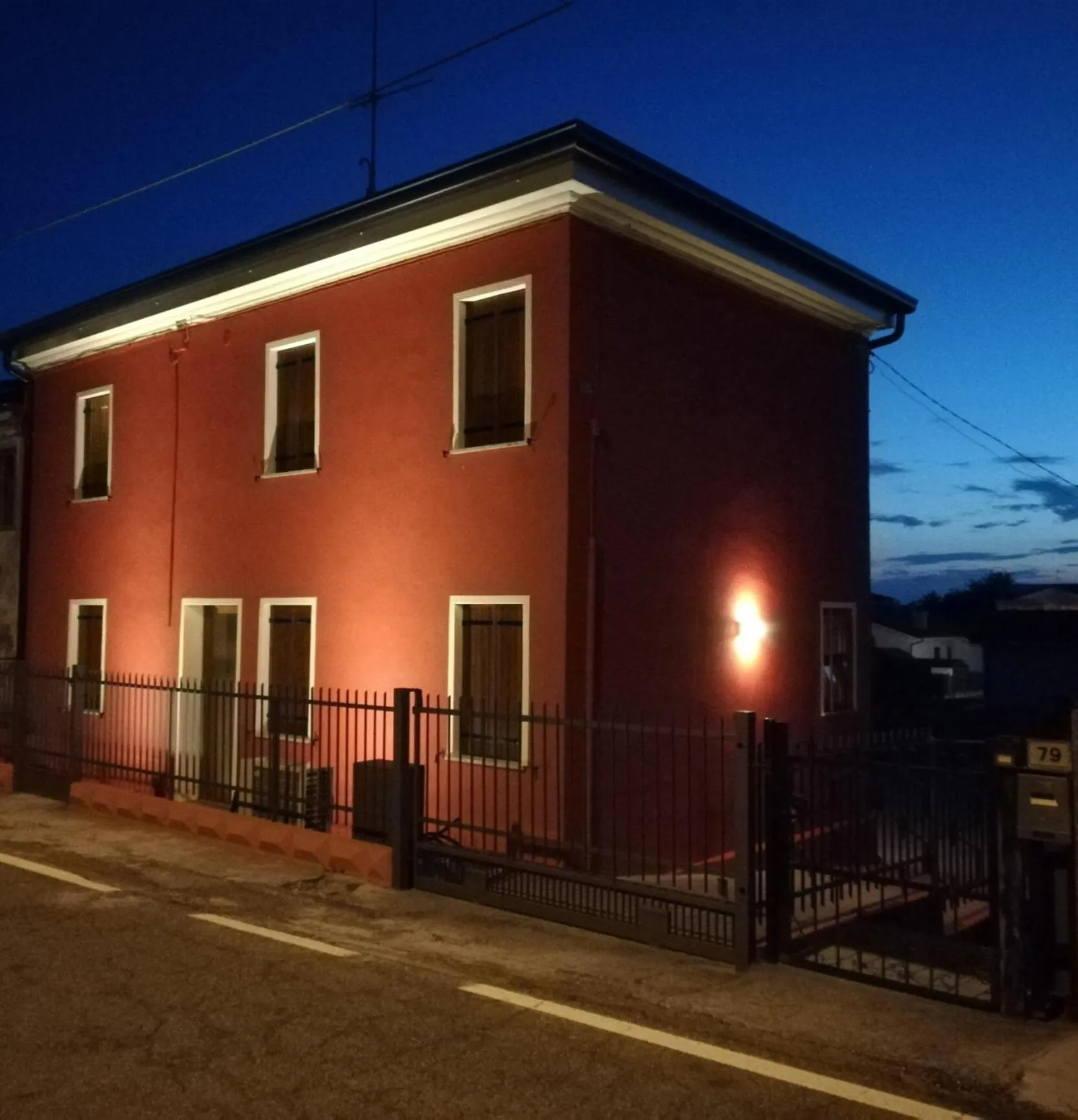 Karingo House
