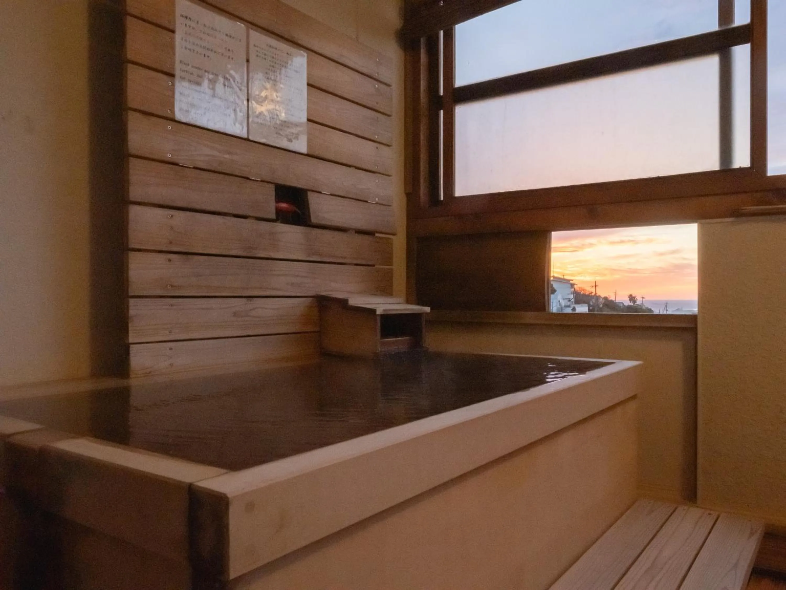 Open Air Bath in Hotel Tenzankaku Kaiyutei