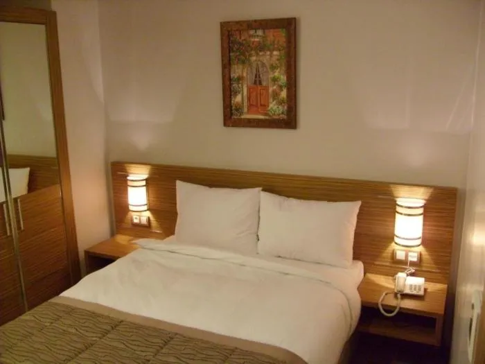 Bed in Hotel Almina Park