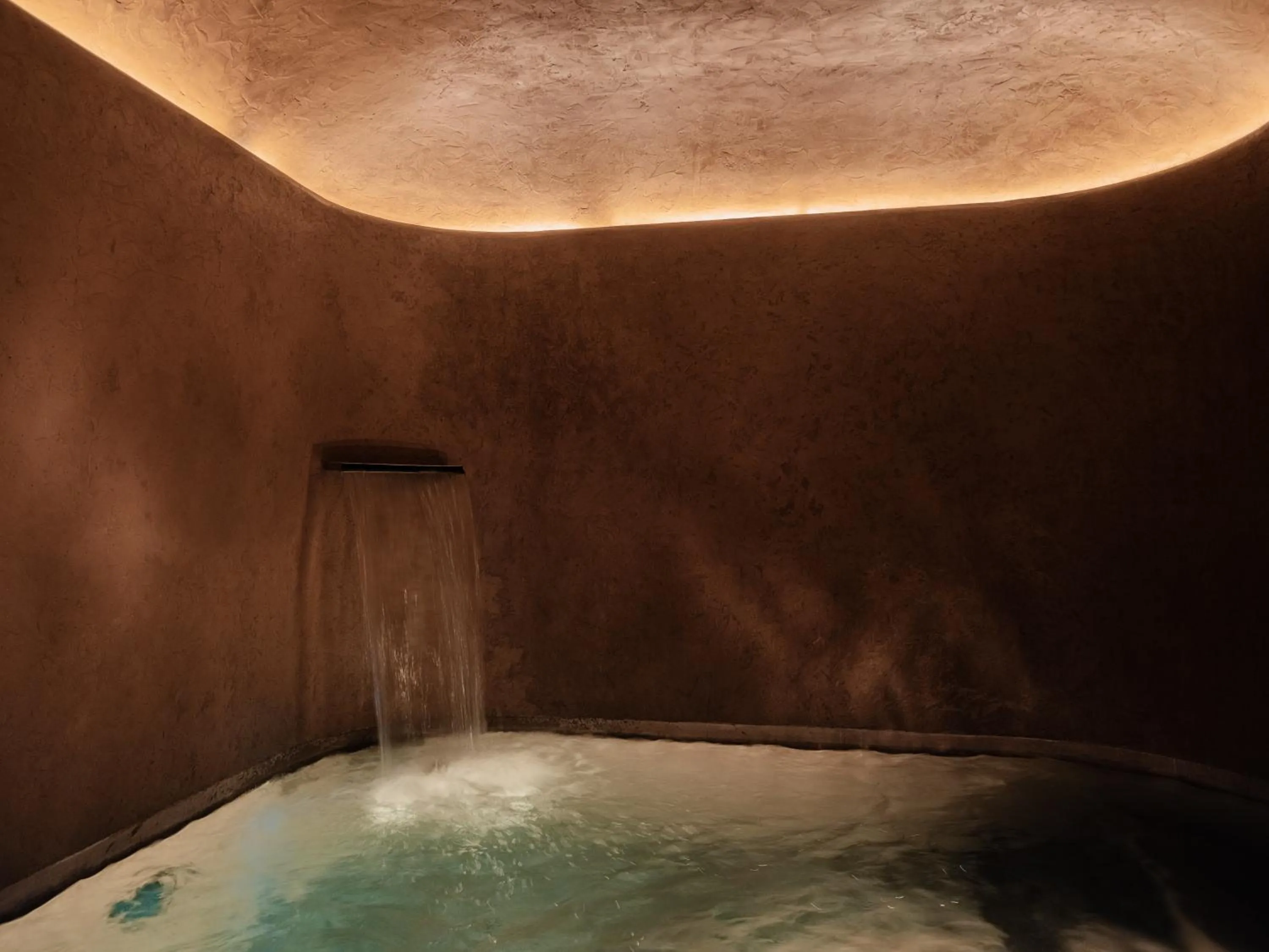 Spa and wellness centre/facilities in Hôtel & Spa Belle Plage