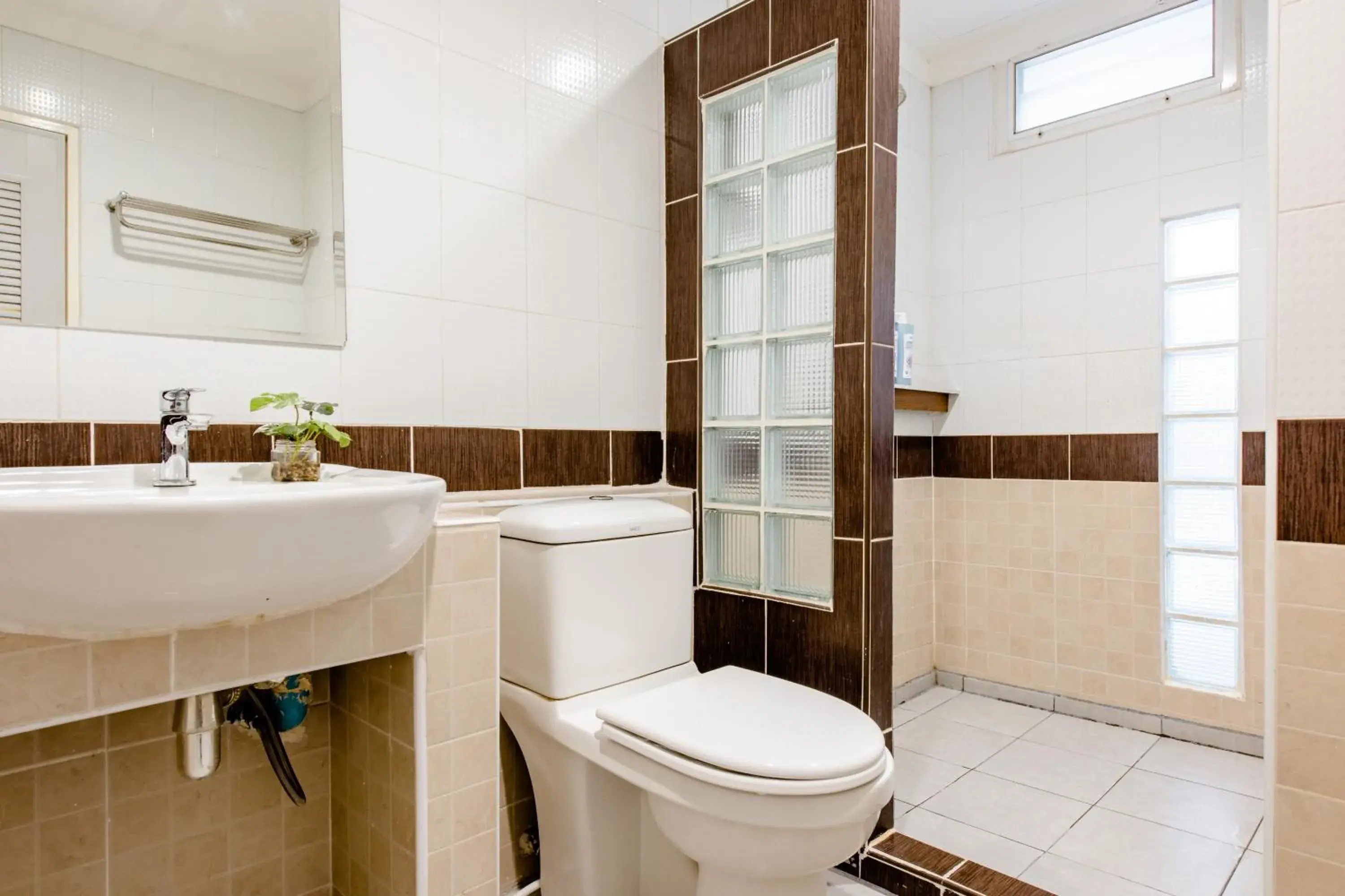 Toilet, Bathroom in Lee's Mark Residence