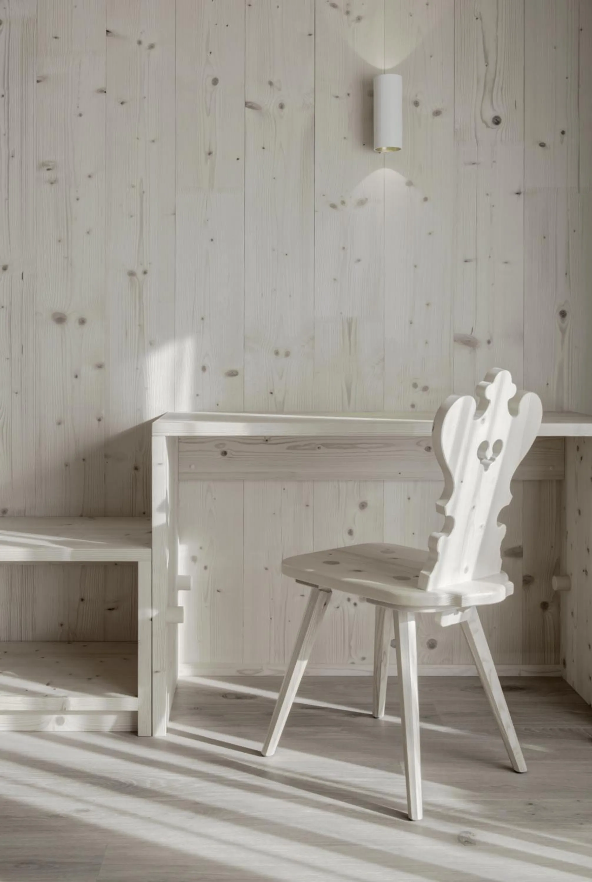 Decorative detail in Hotel Gardenazza