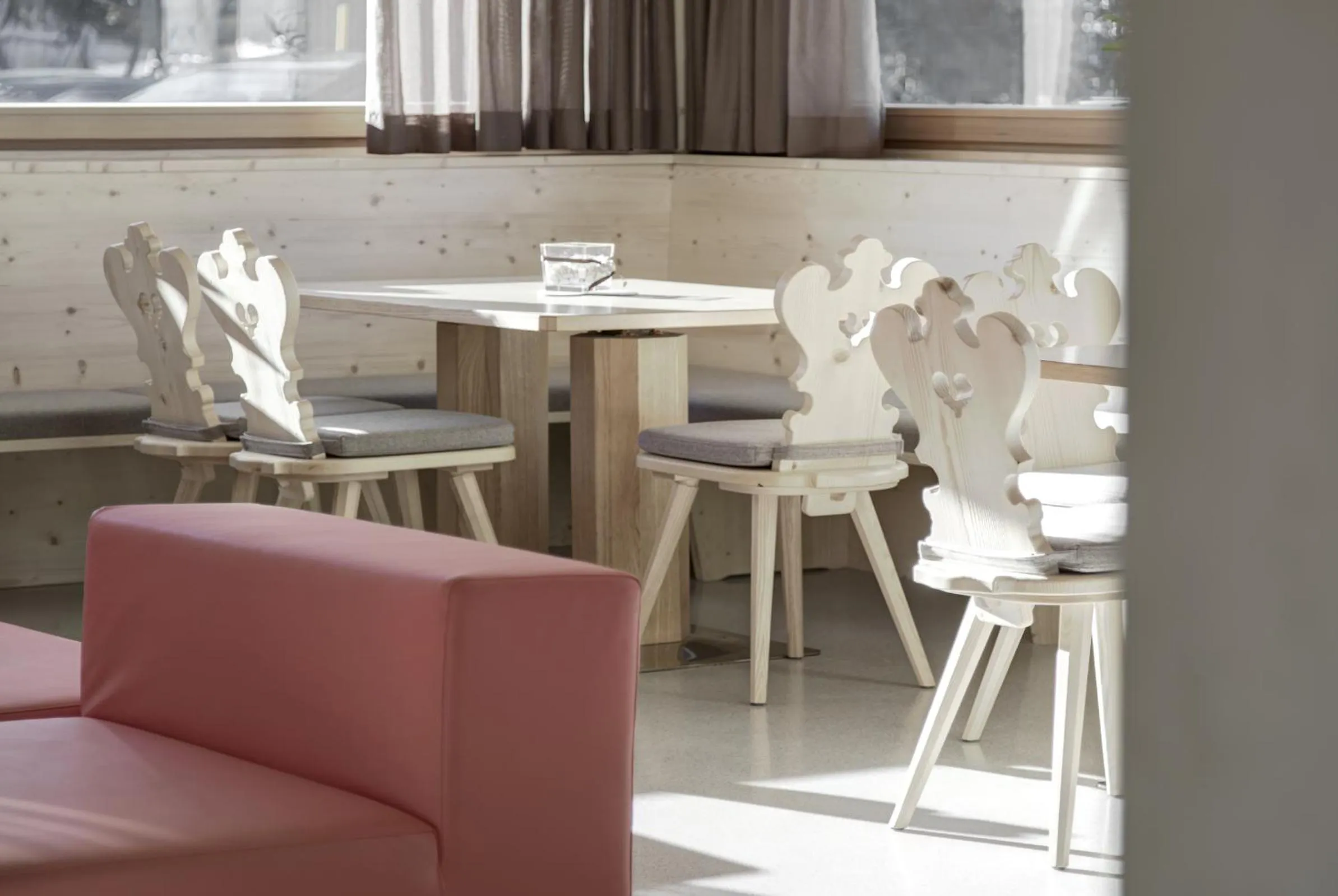 Lounge or bar in Hotel Gardenazza