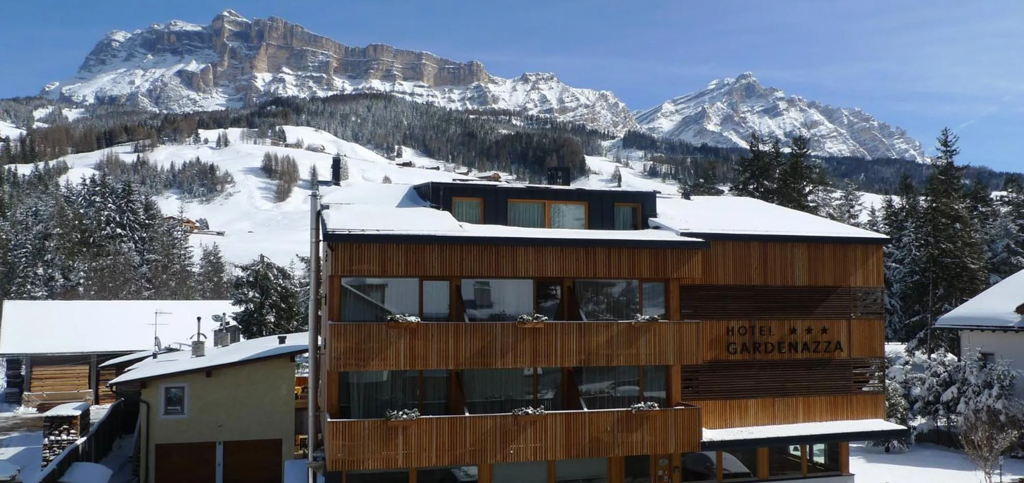 Property building in Hotel Gardenazza