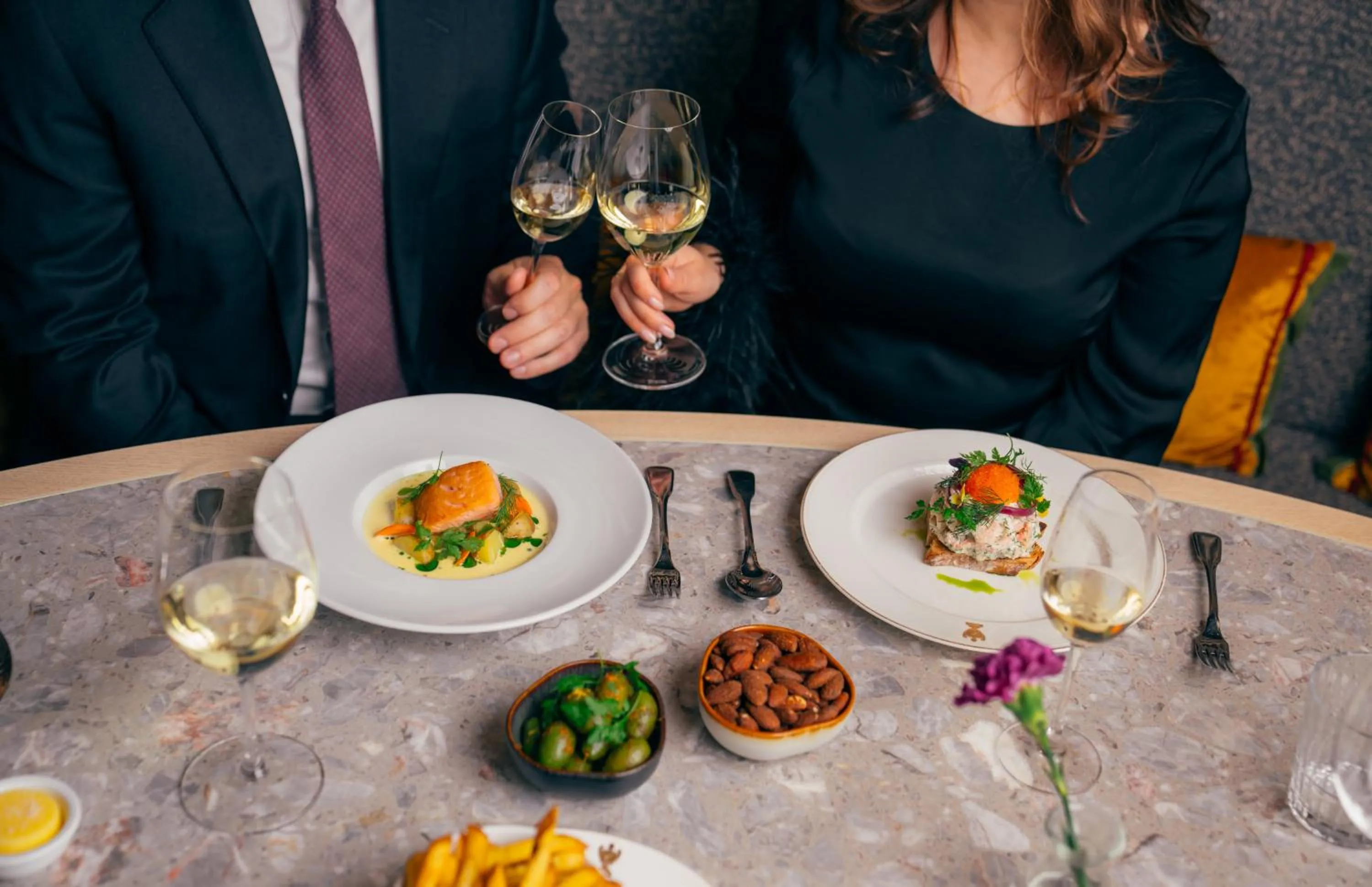 Restaurant/places to eat in Hotel Kämp