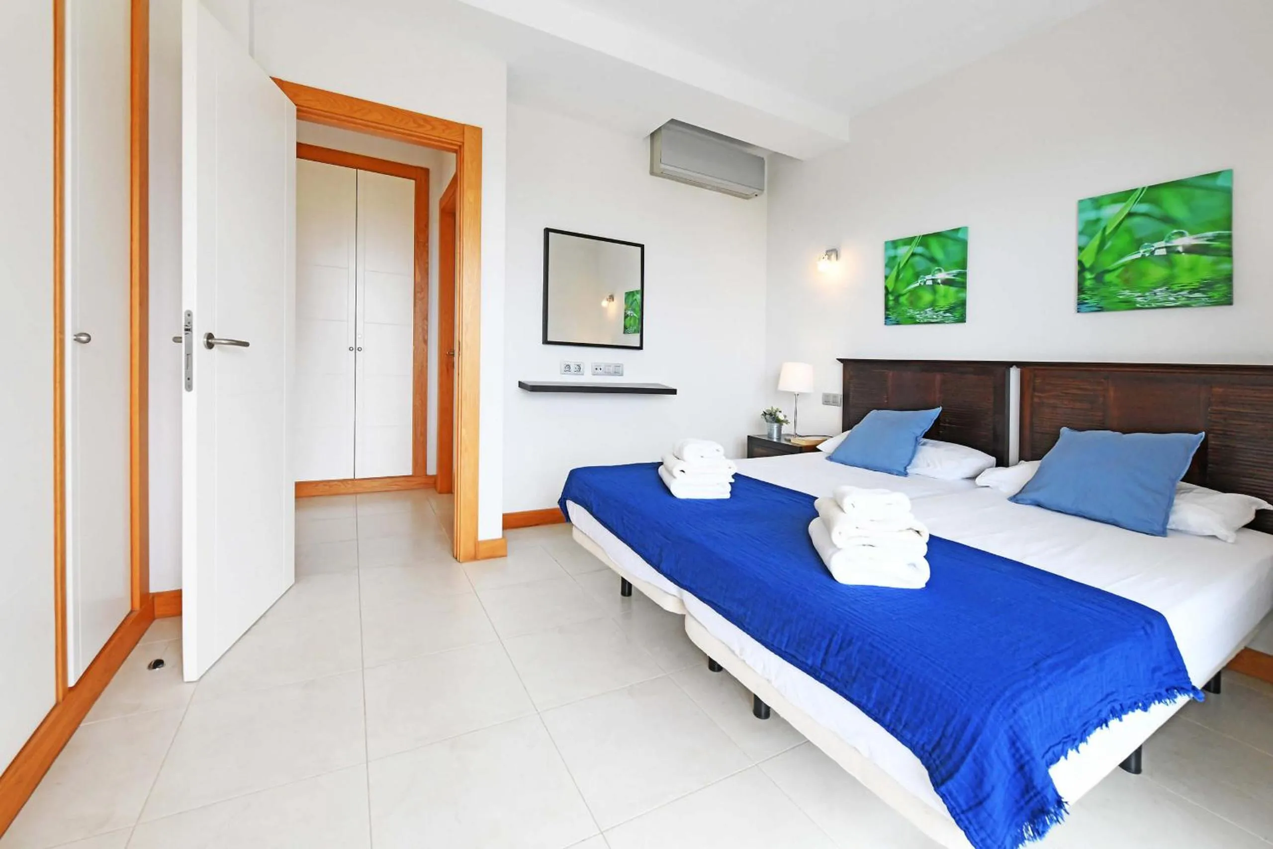 Bed in Salobre Vista Golf 1