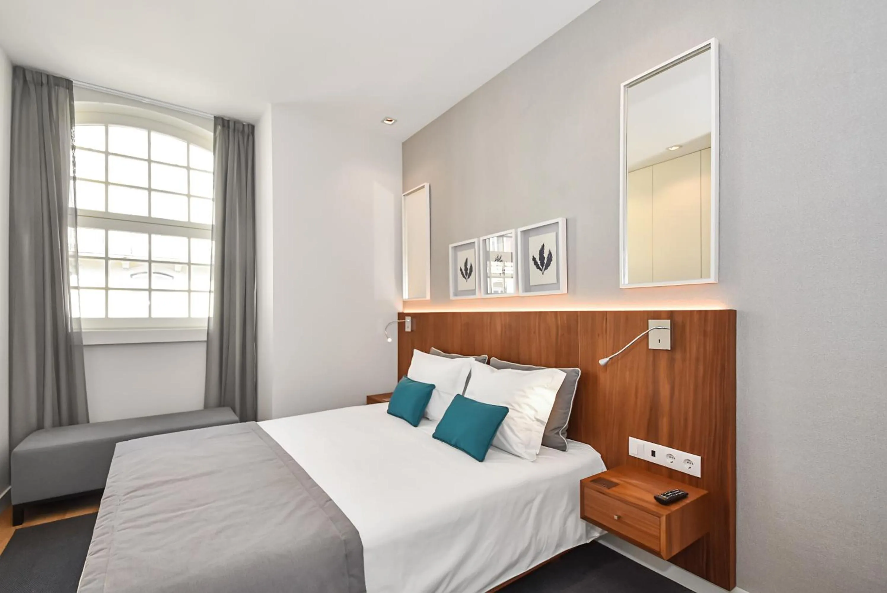 Bed in Augusta Residence Apartments