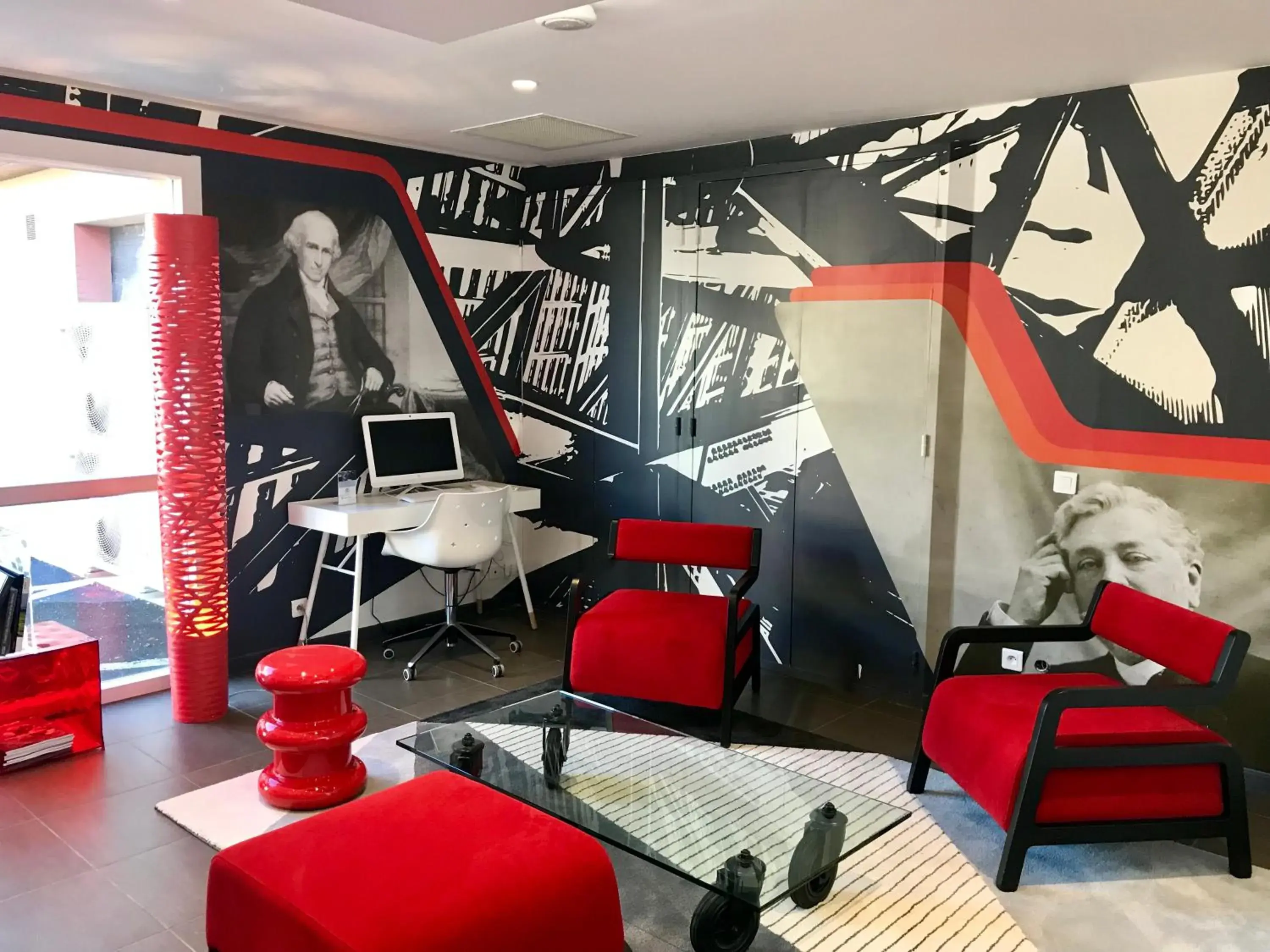 Lounge or bar in Kyriad Colmar Centre Unterlinden Lounge or bar in Kyriad Colmar Centre Unterlinden