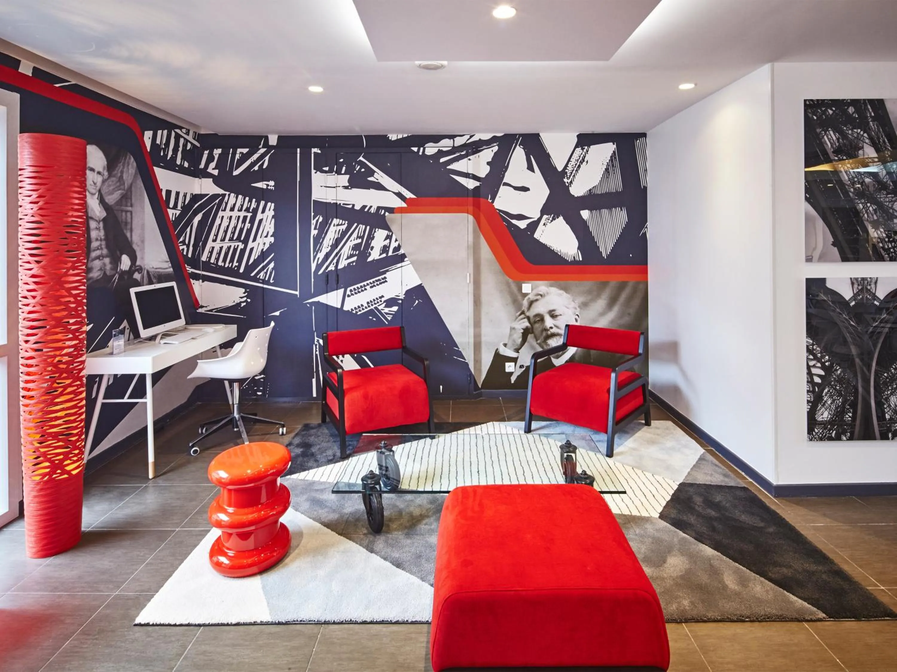 Lounge or bar in Kyriad Colmar Centre Unterlinden