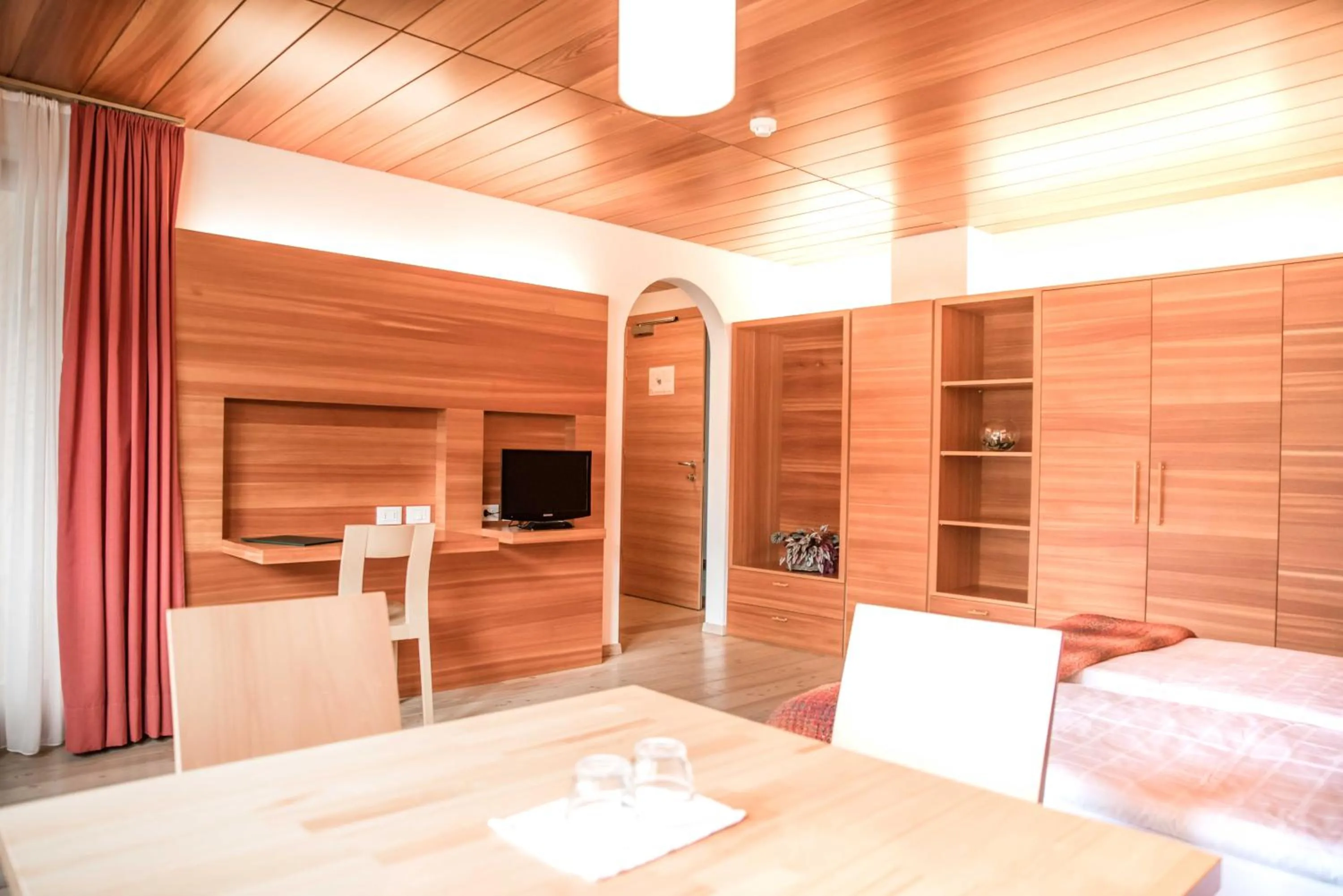 Bedroom, Bed in Hotel La Villa