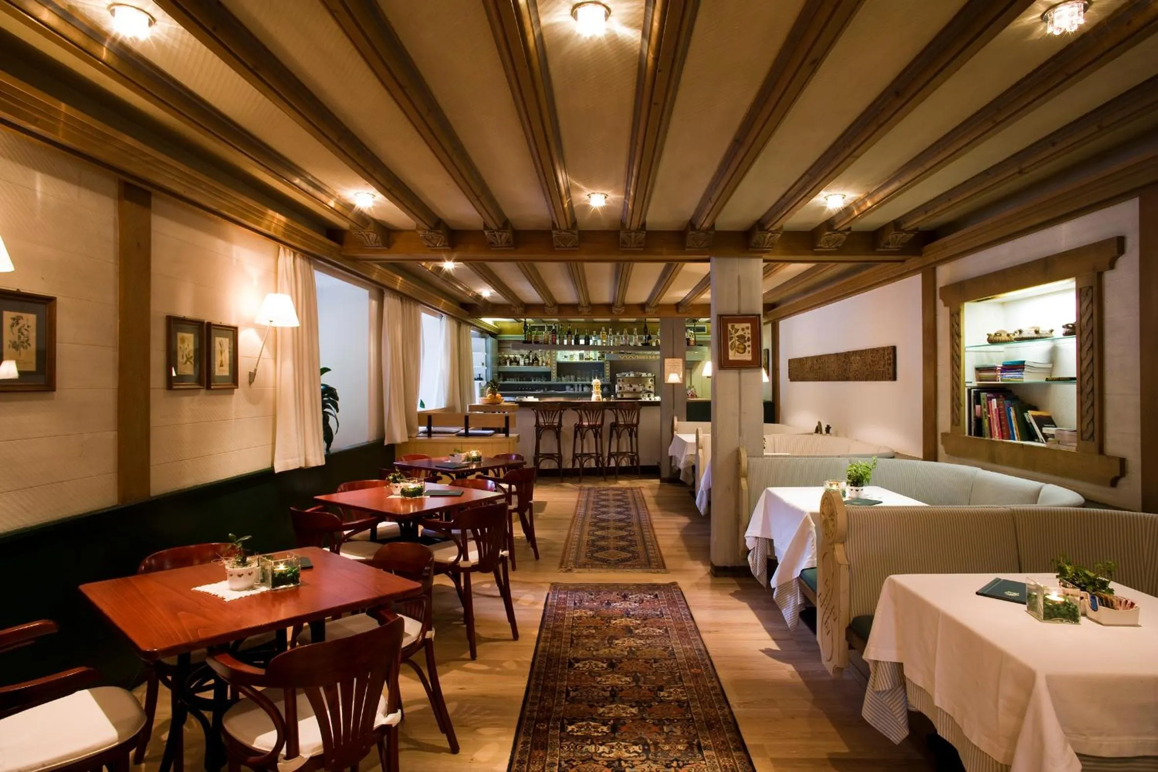 Lounge or bar in Hotel La Villa