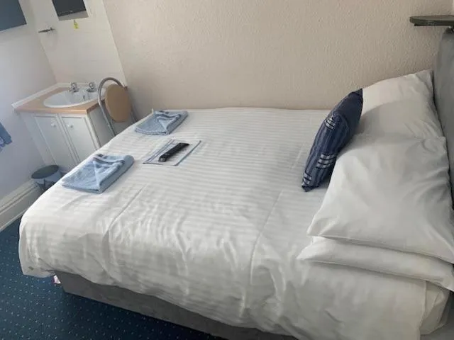 Bed in The Mornington Hotel