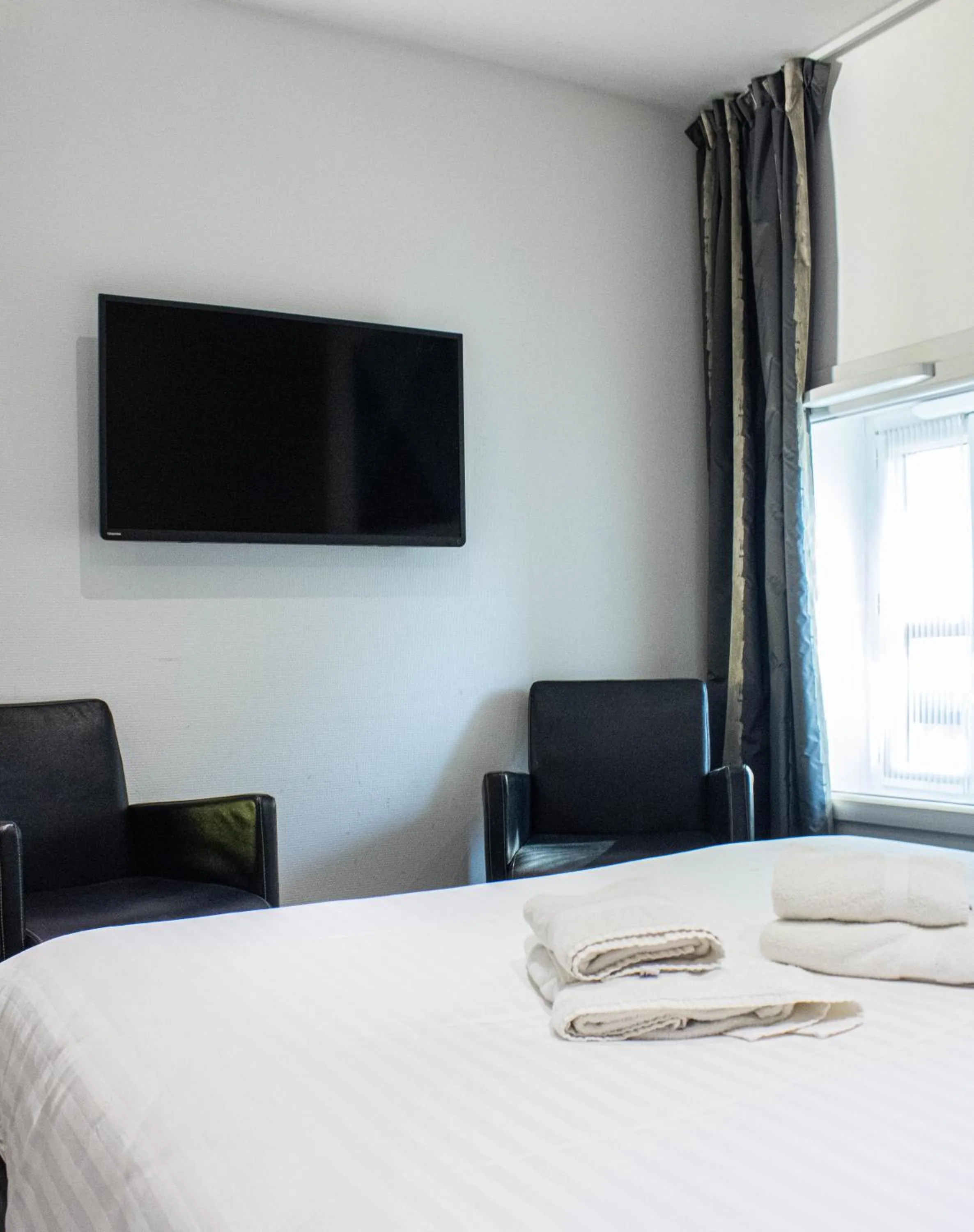 TV and multimedia, Bed in La Source