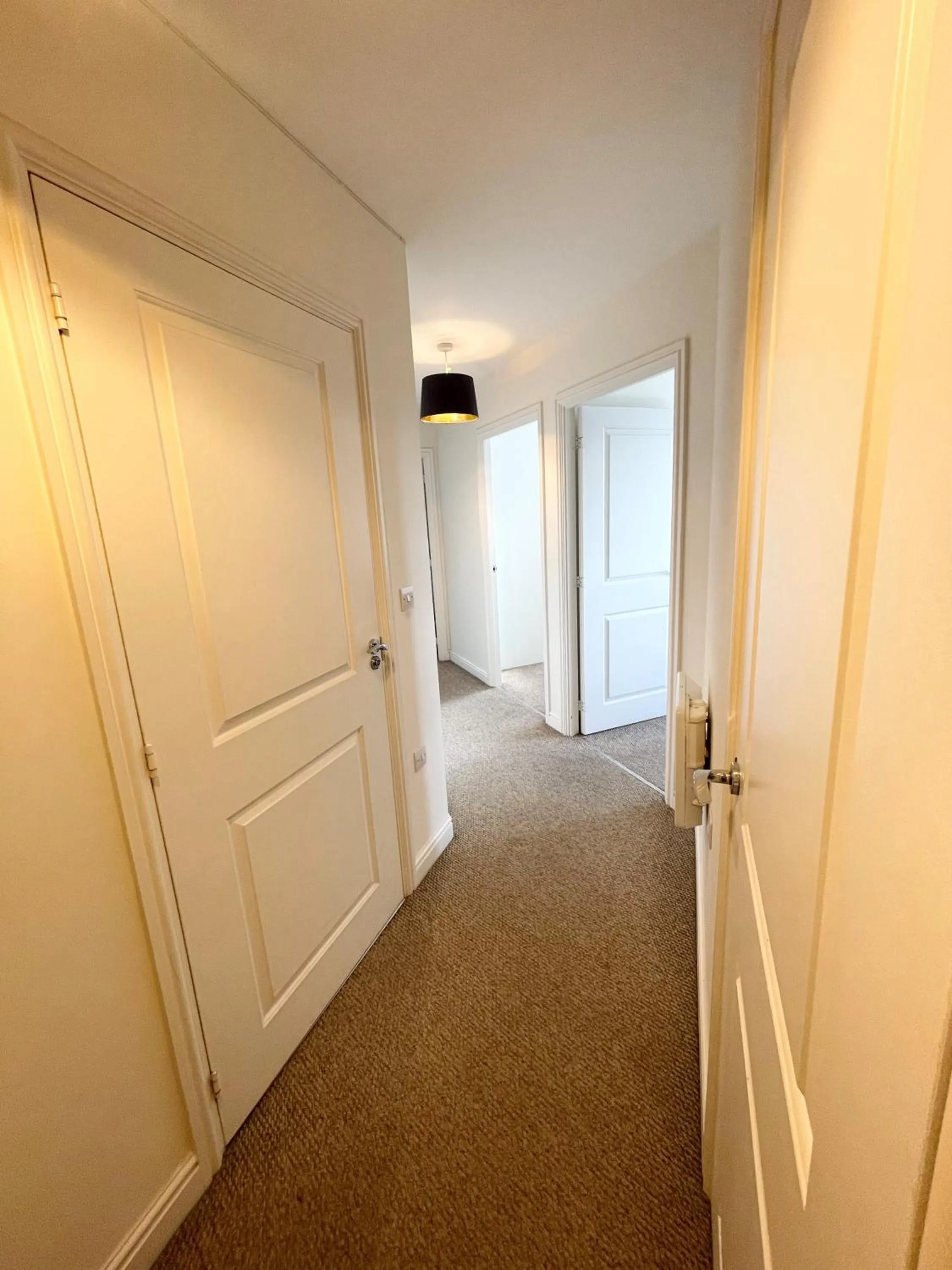 Blue Sky Apartments @Wallis Square, Farnborough