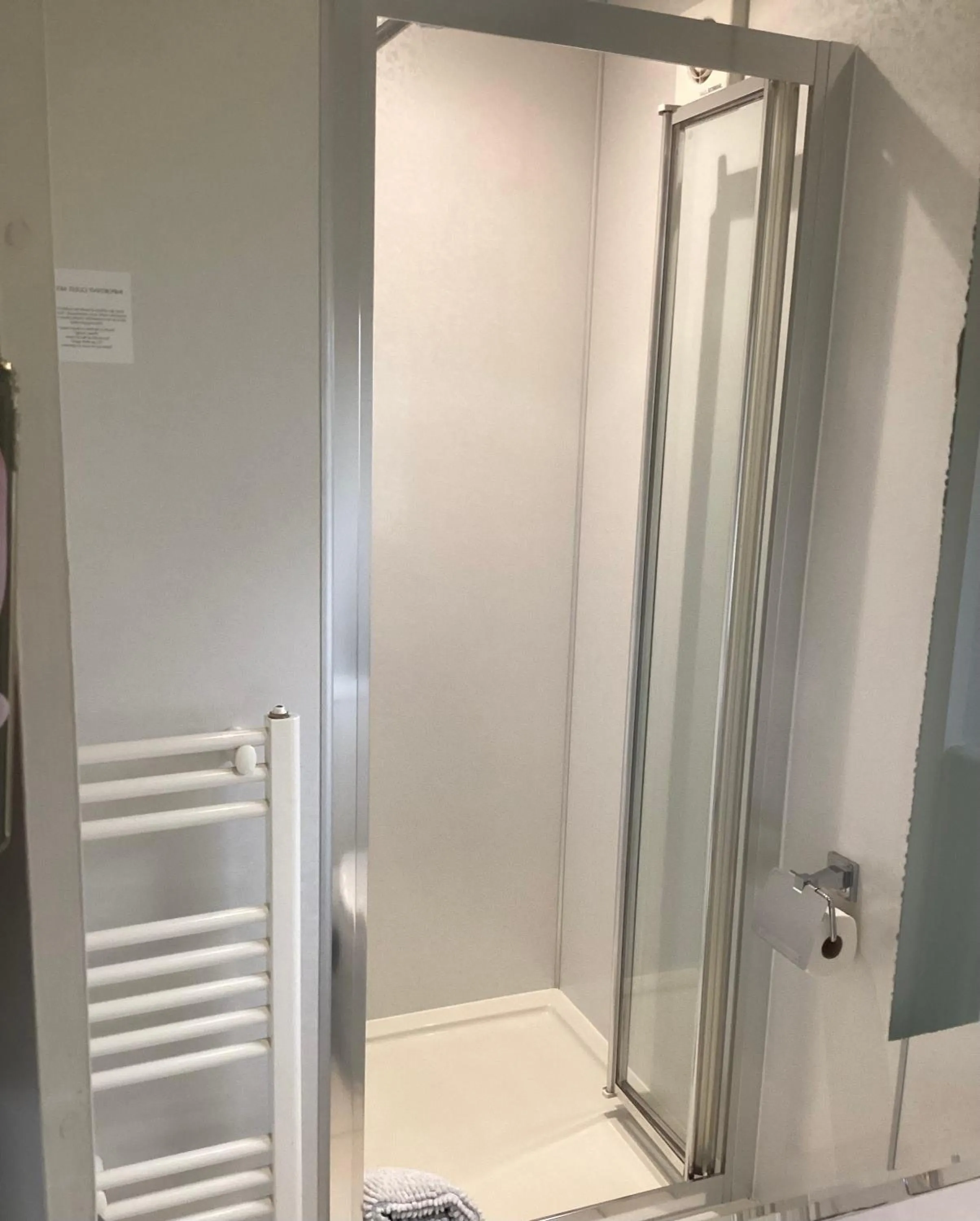 Bathroom in Furan GuestHouse