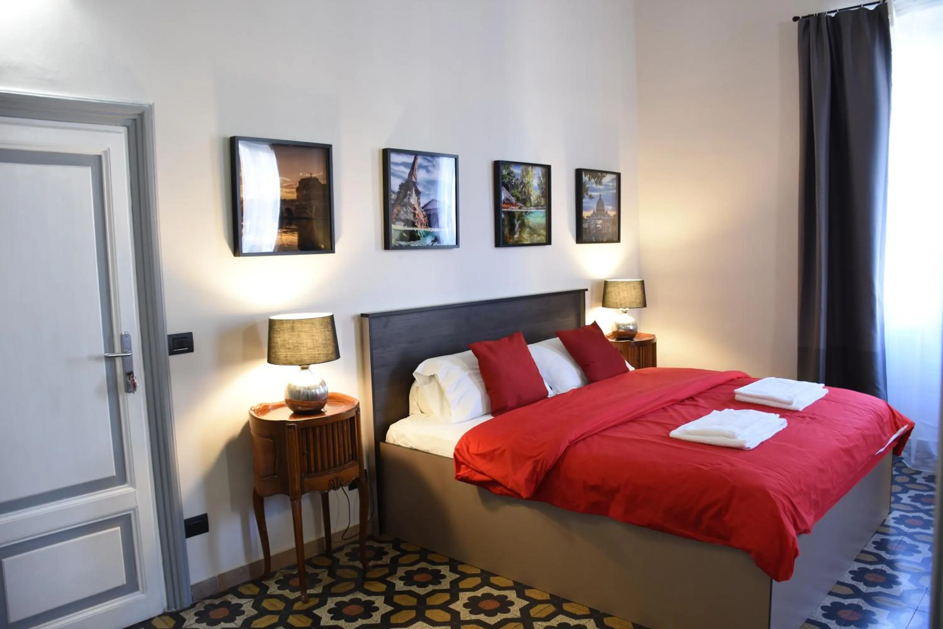 Bedroom, Bed in Virgilio Suite