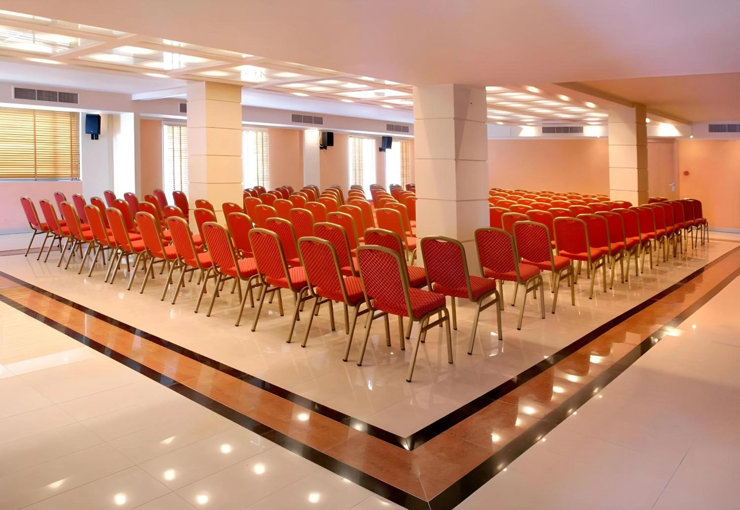 Meeting/conference room in Xenia Poros Image Hotel
