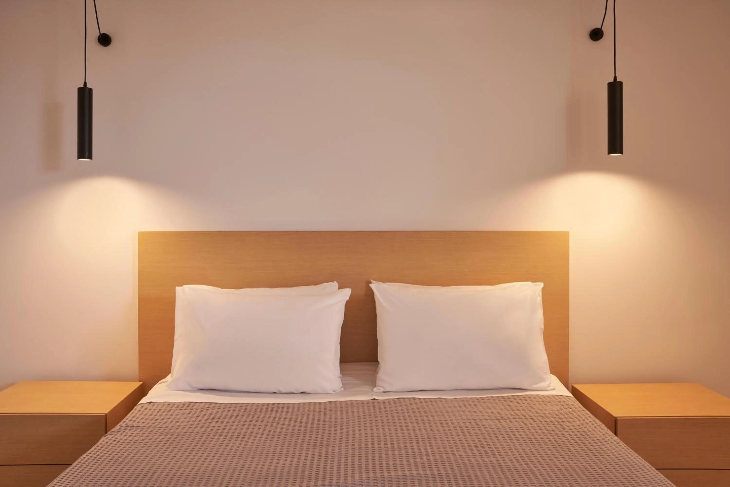 Photo of the whole room, Bed in Xenia Poros Image Hotel