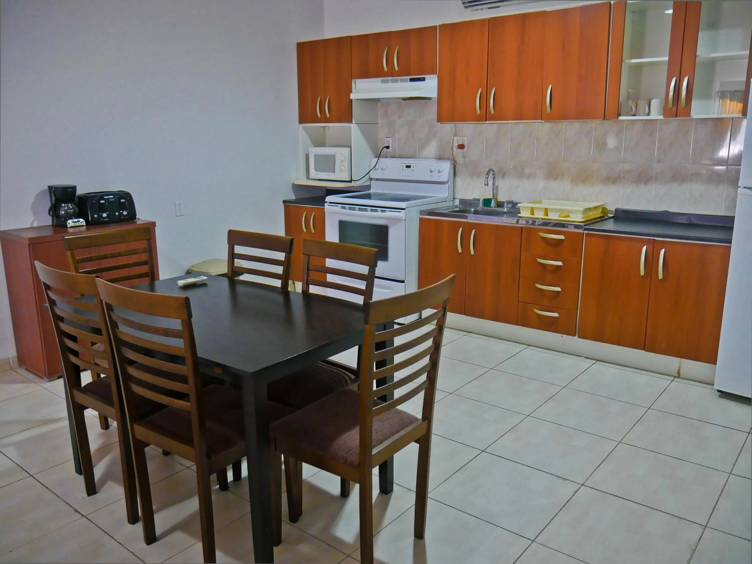 Kitchen or kitchenette in Hotel North Resort