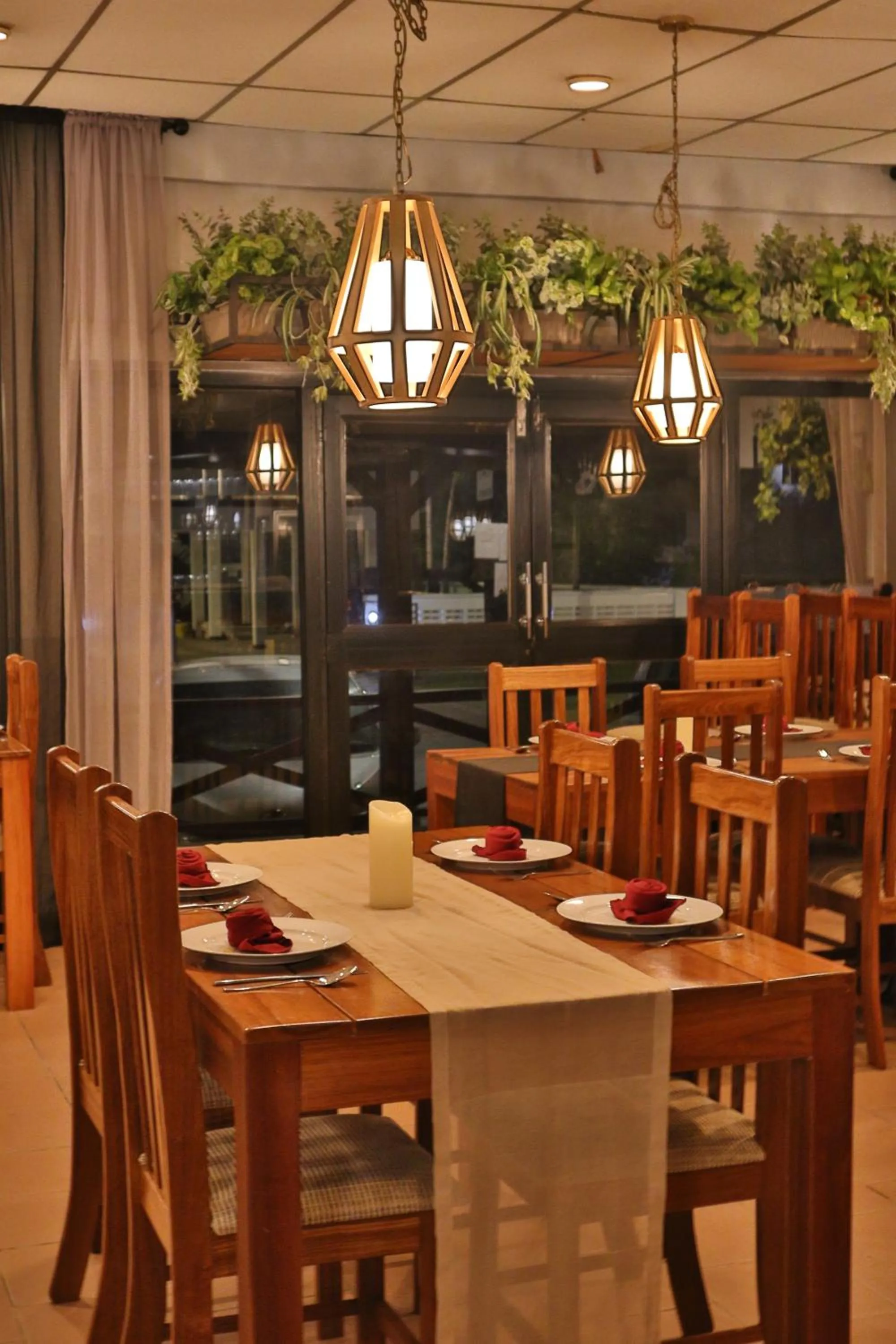 Restaurant/places to eat in Hotel North Resort