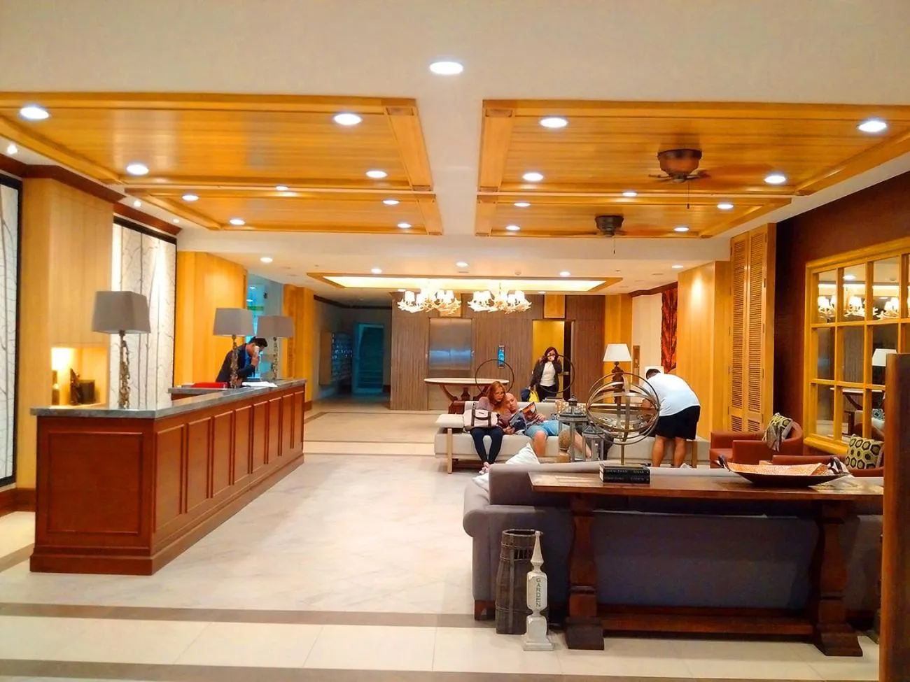 Lobby or reception in Cedar Peak Condominium by Tripsters Hub