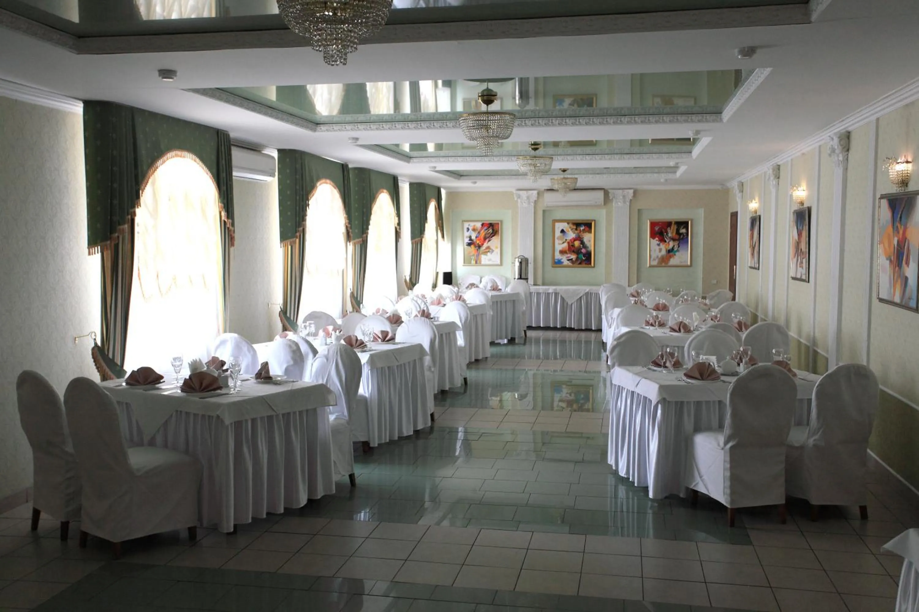 Banquet/Function facilities in Hotel Mars