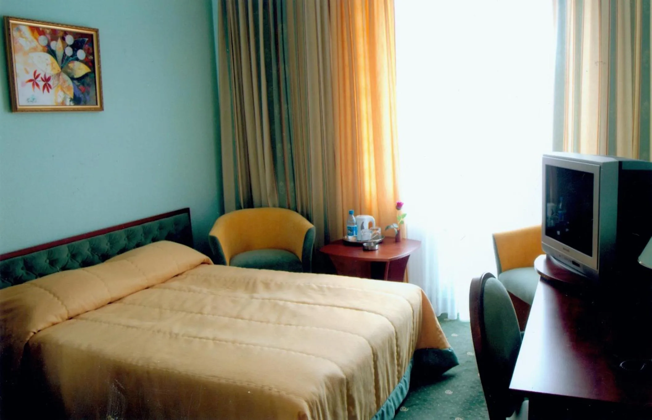 Day, Bed in Hotel Mars