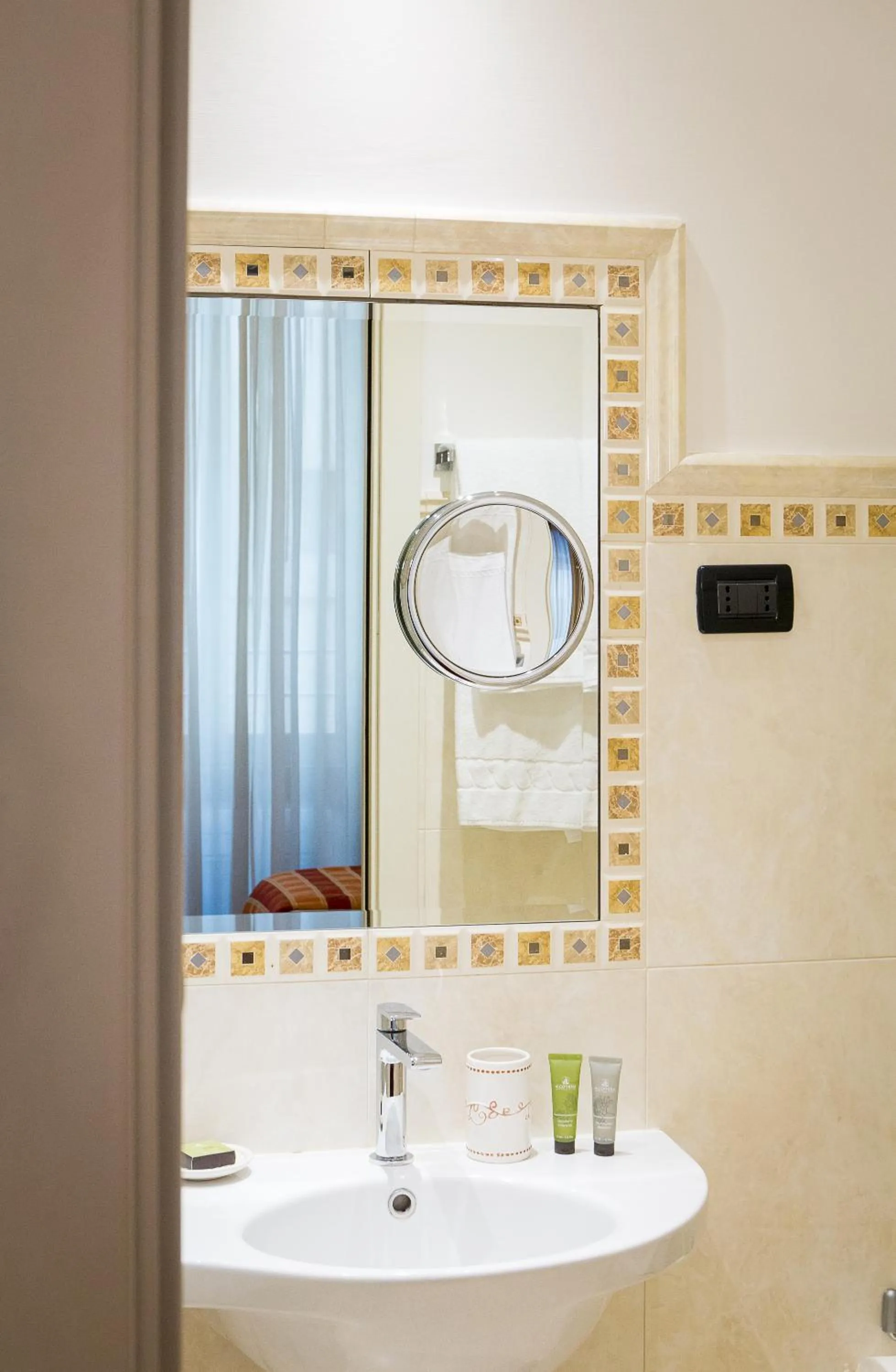 Bathroom in Capitolium Rooms