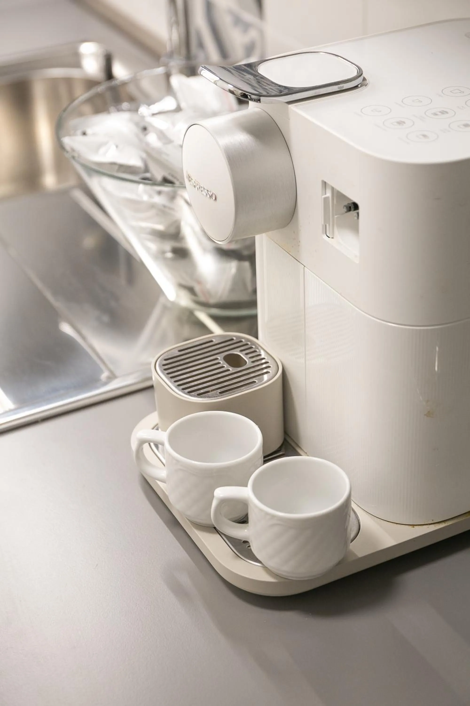 Coffee/tea facilities in Capitolium Rooms