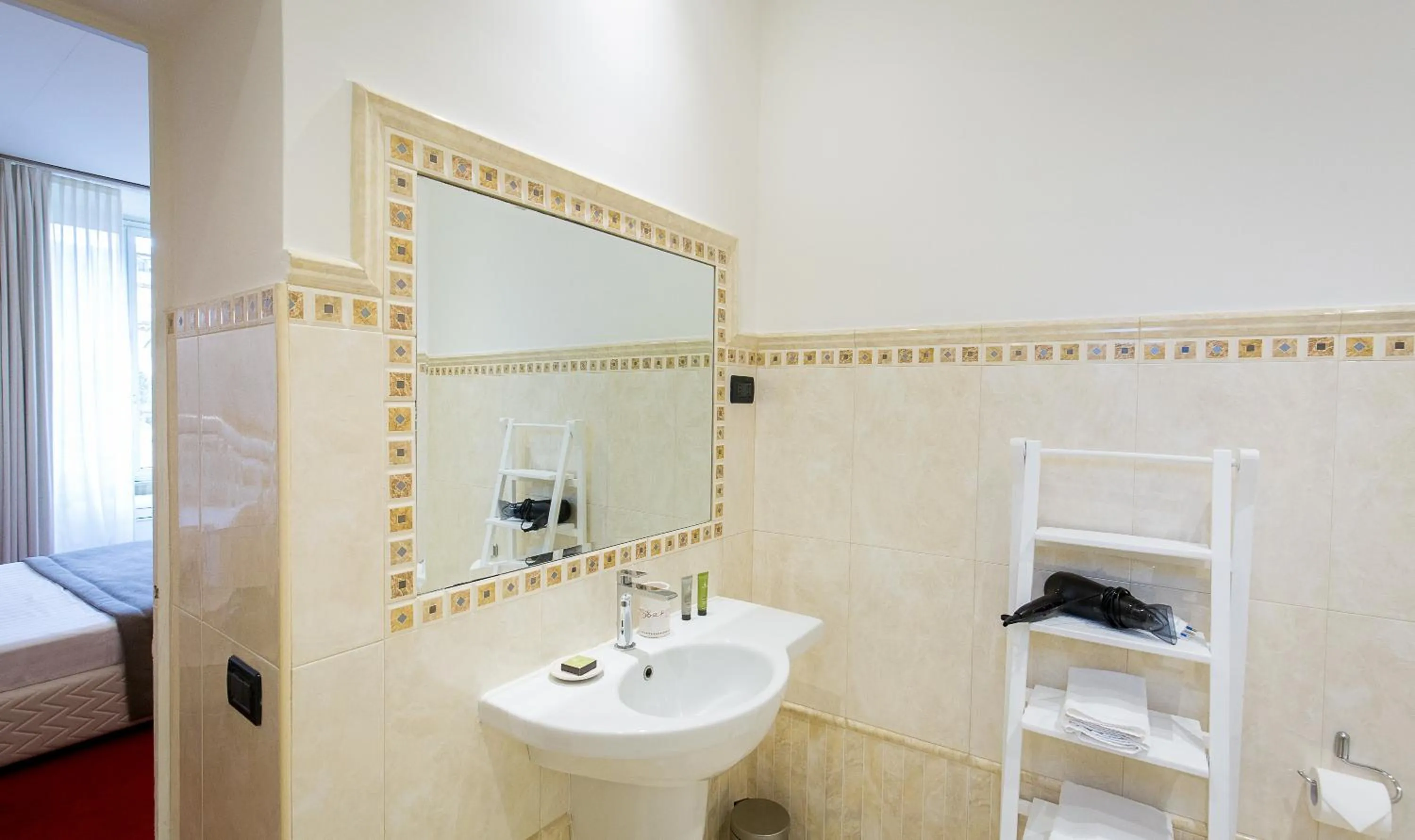 Bathroom in Capitolium Rooms