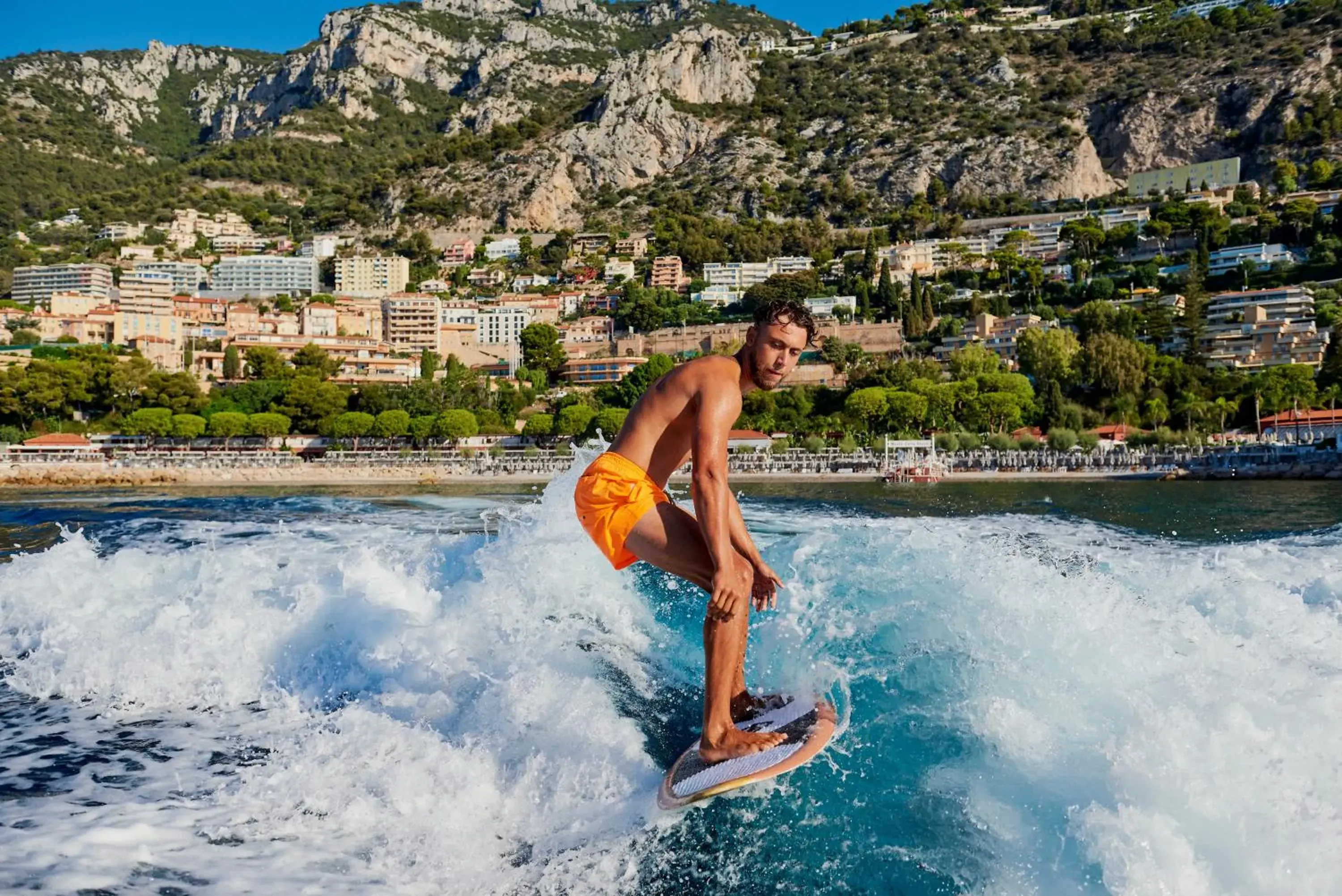 Activities, Swimming Pool in Monte-Carlo Beach