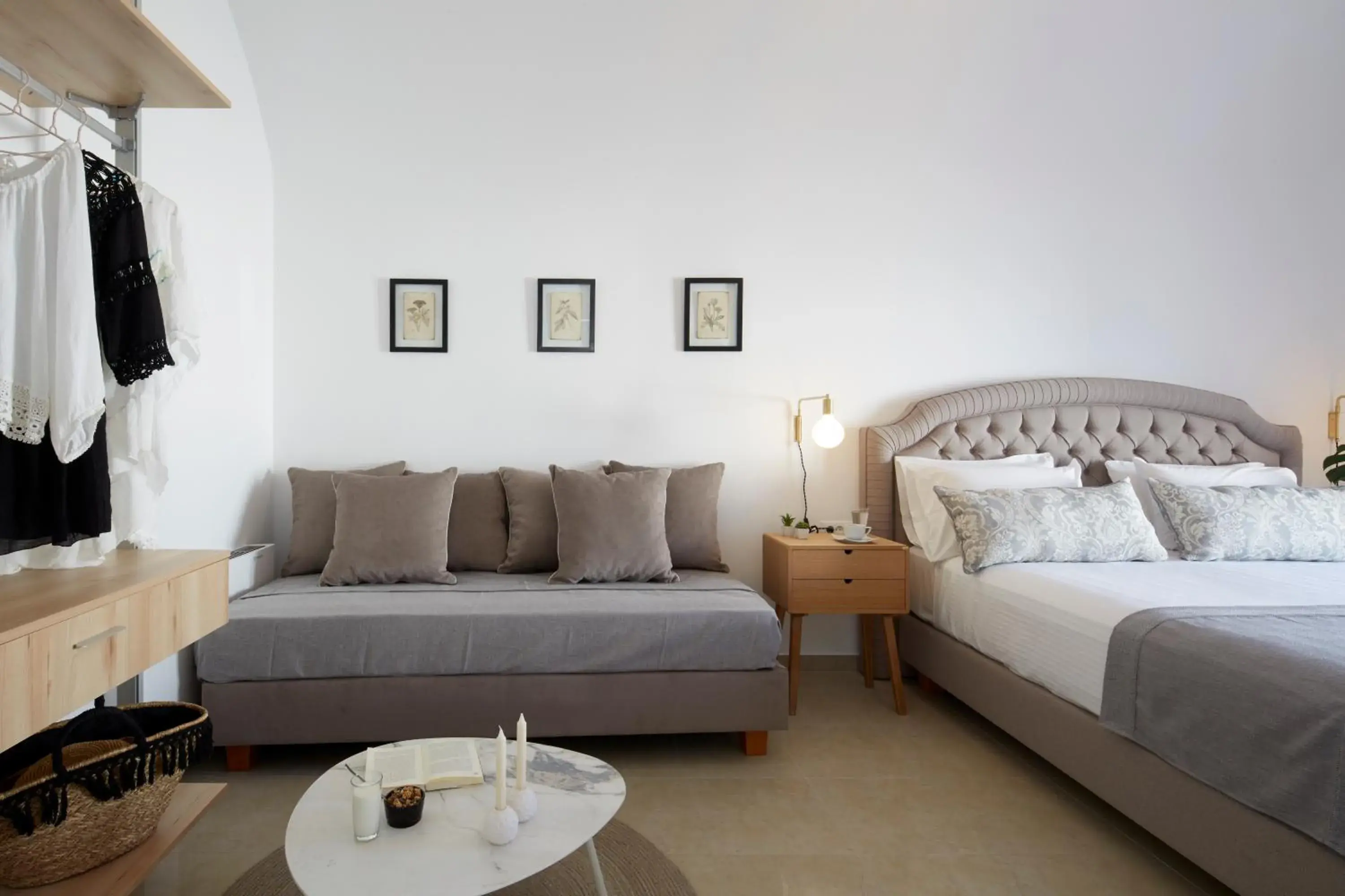 Time of day, Bed in Tramonto Private Villa Time of day, Bed in Tramonto Private Villa