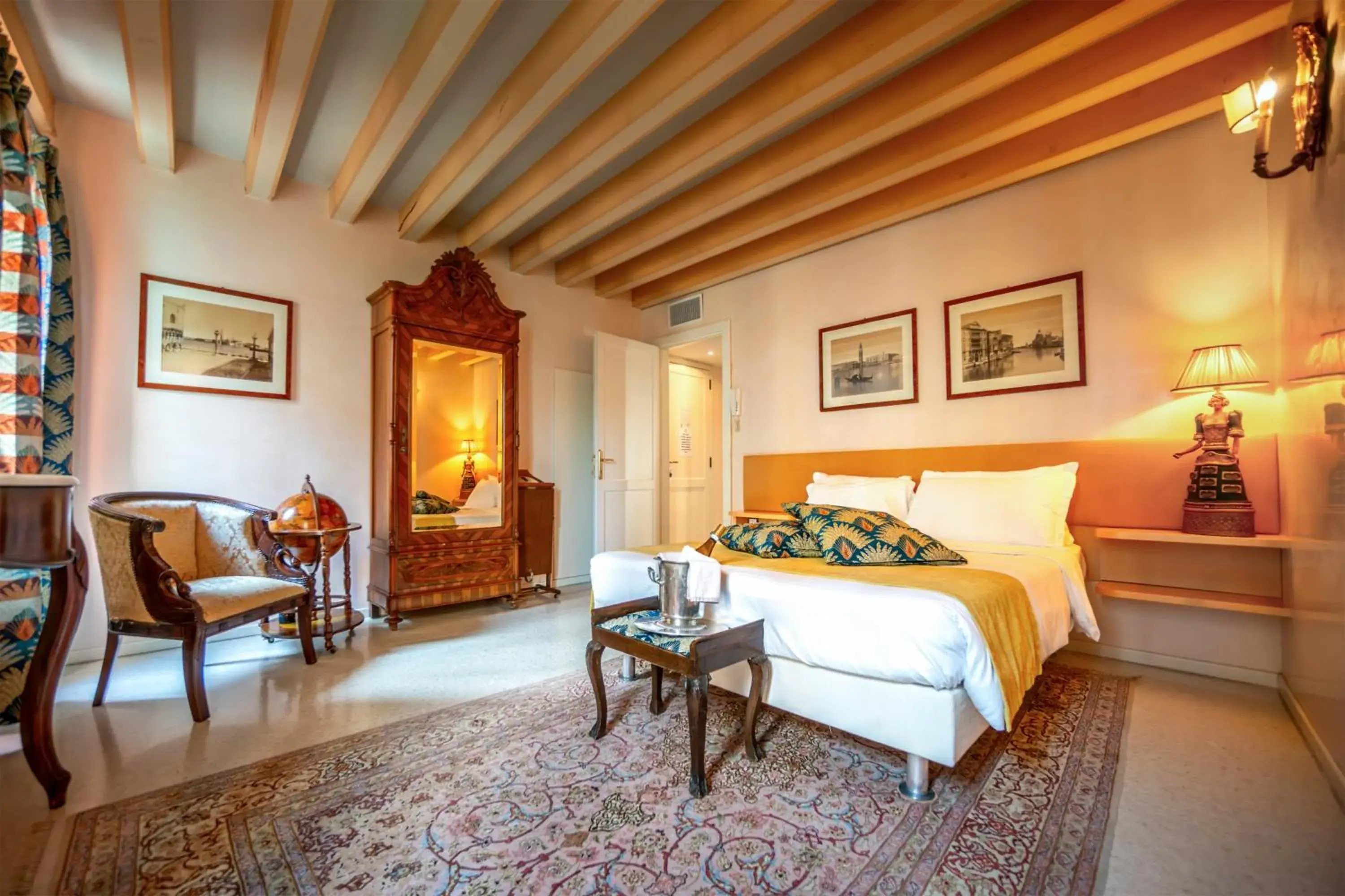 Bedroom, Bed in Palazzo San Luca Bedroom, Bed in Palazzo San Luca