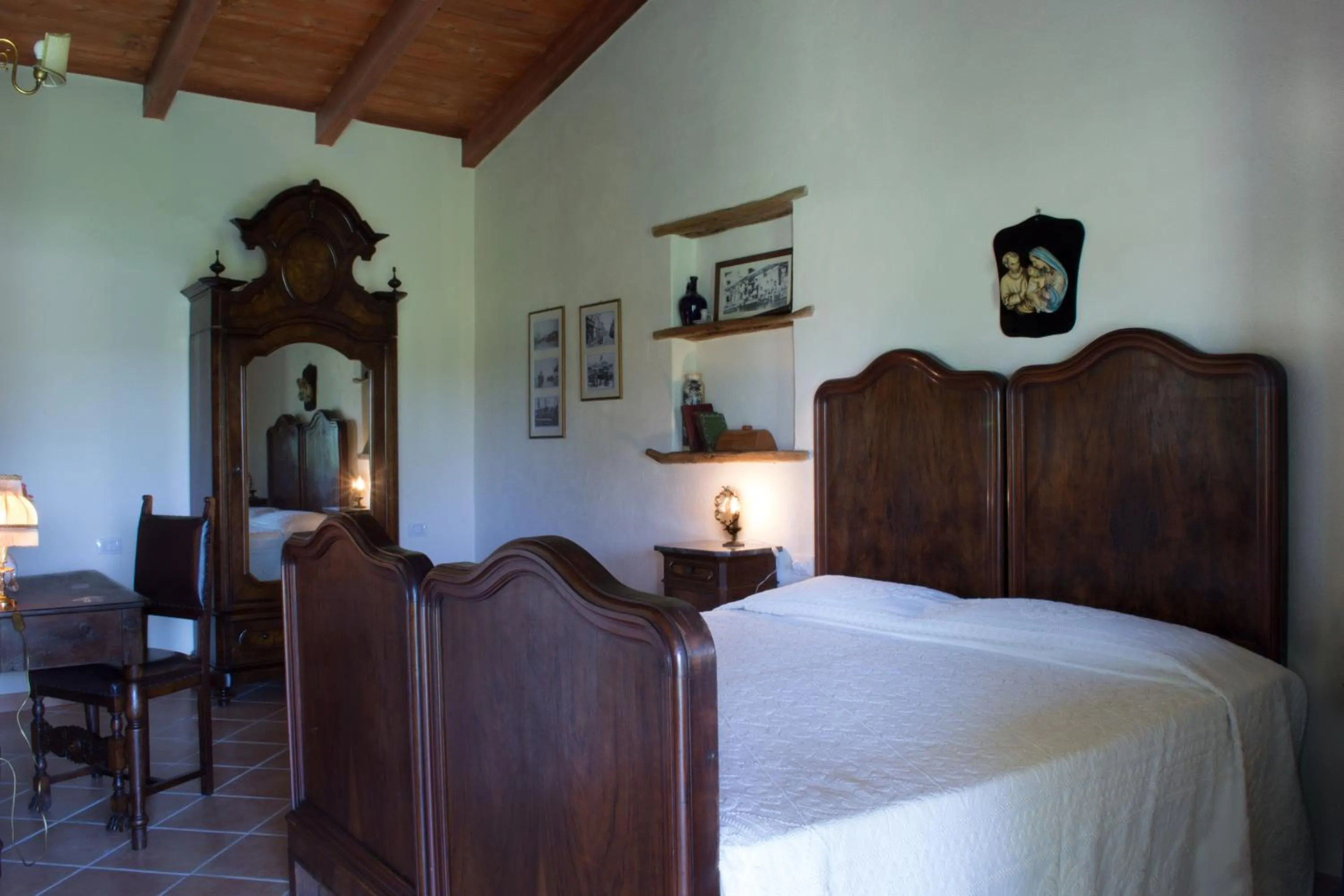 Photo of the whole room, Bed in Domo Minnannu Miriu