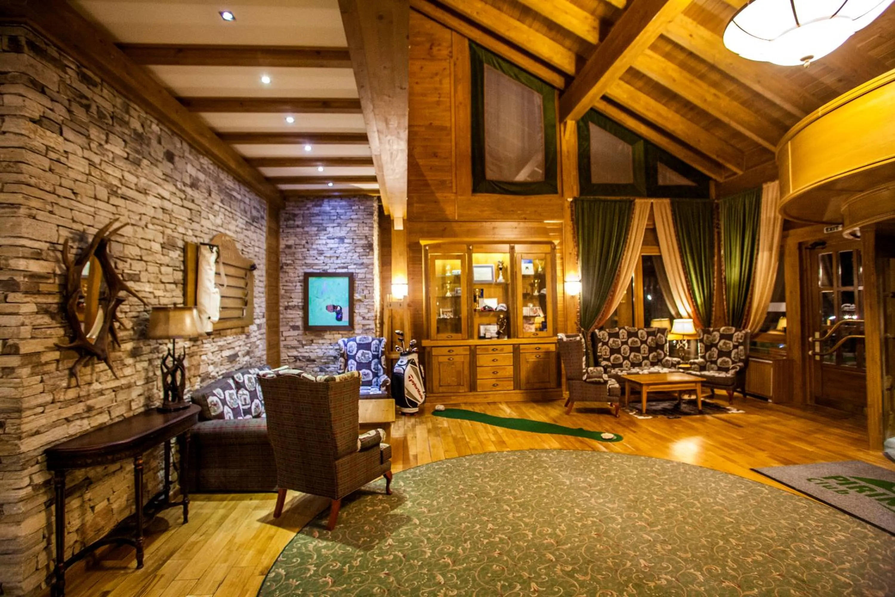 Photo of the whole room in Pirin Golf Hotel & Spa