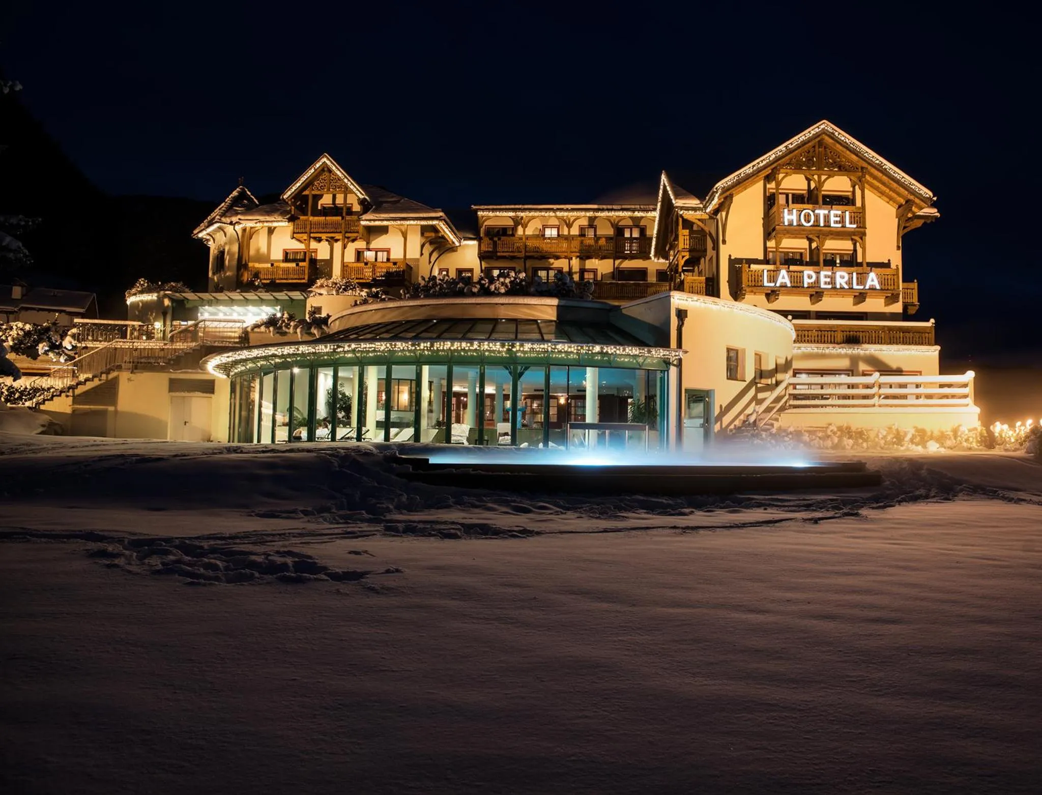 Facade/entrance in Alpin & Vital Hotel La Perla