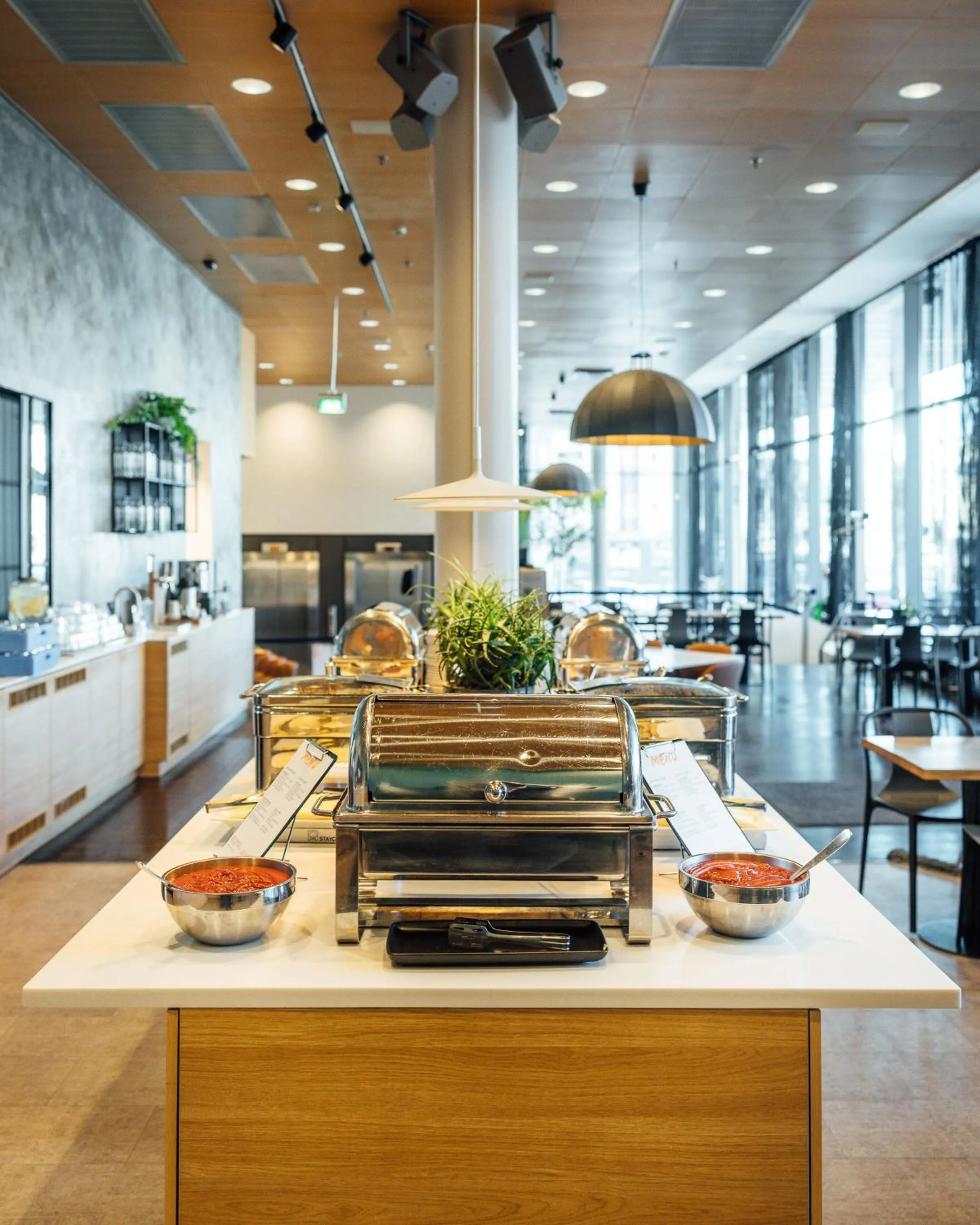 Food and drinks in Comfort Hotel Sello