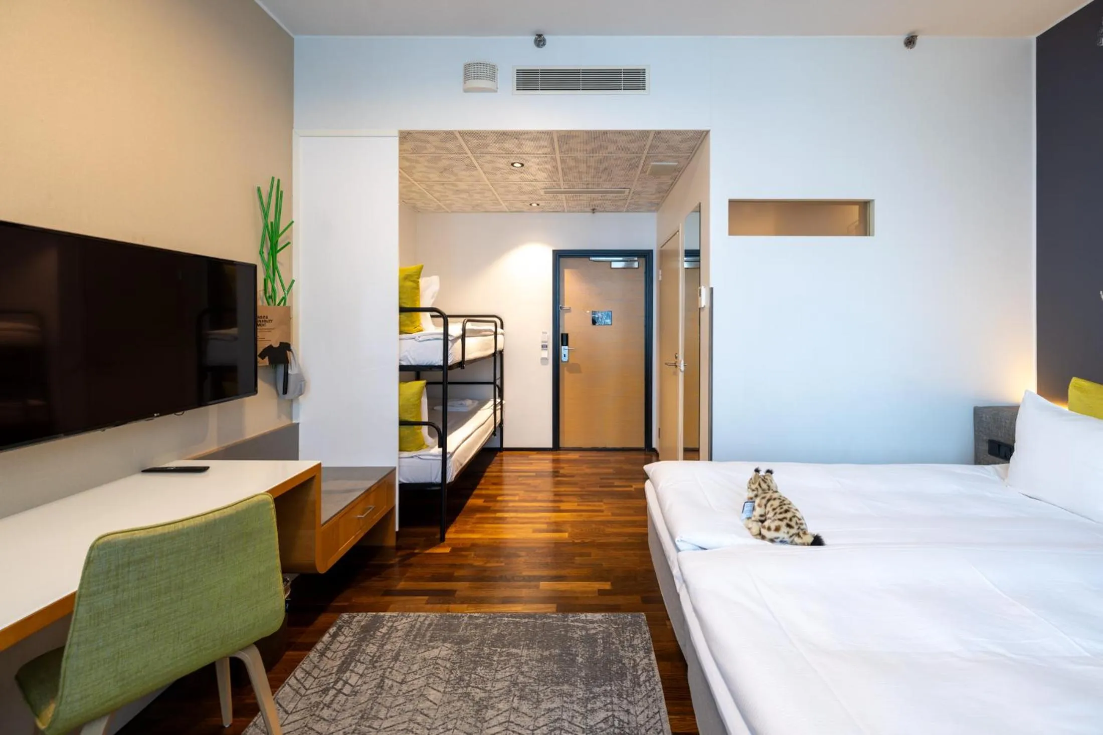 Bed in Comfort Hotel Sello