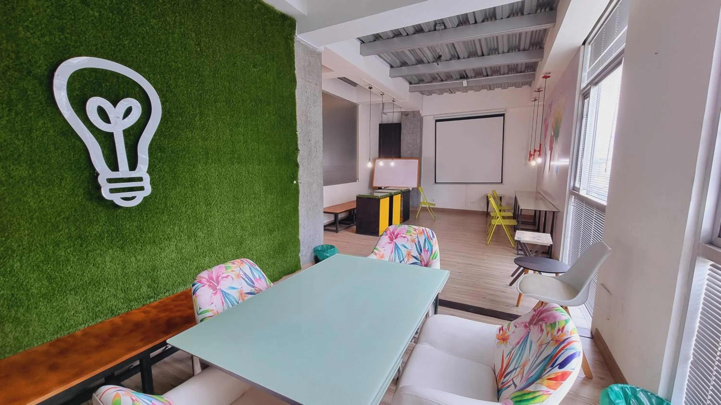 Meeting/conference room in Habitat Suites Hotel By GHO Hoteles