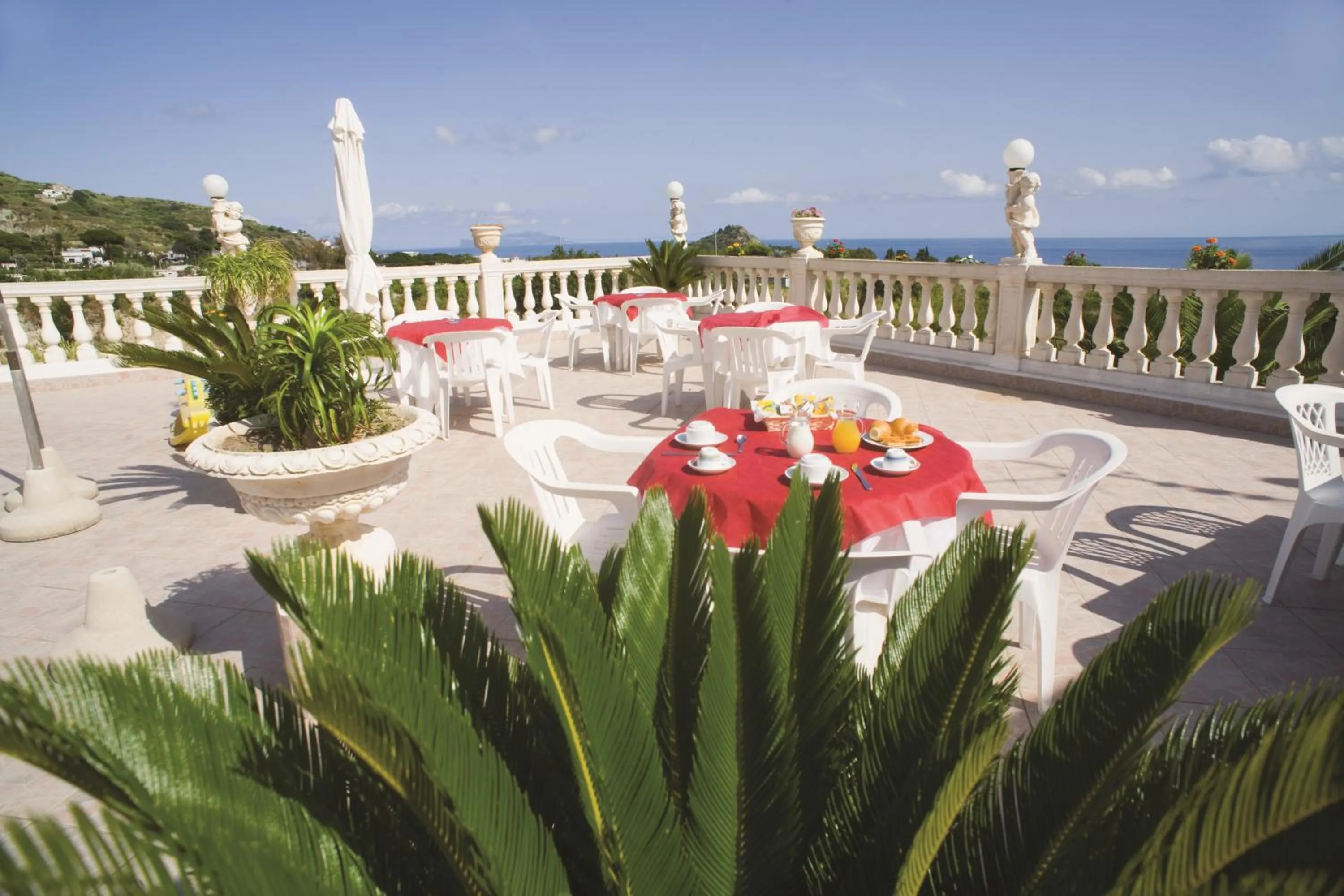 Spring in Villa Natalina