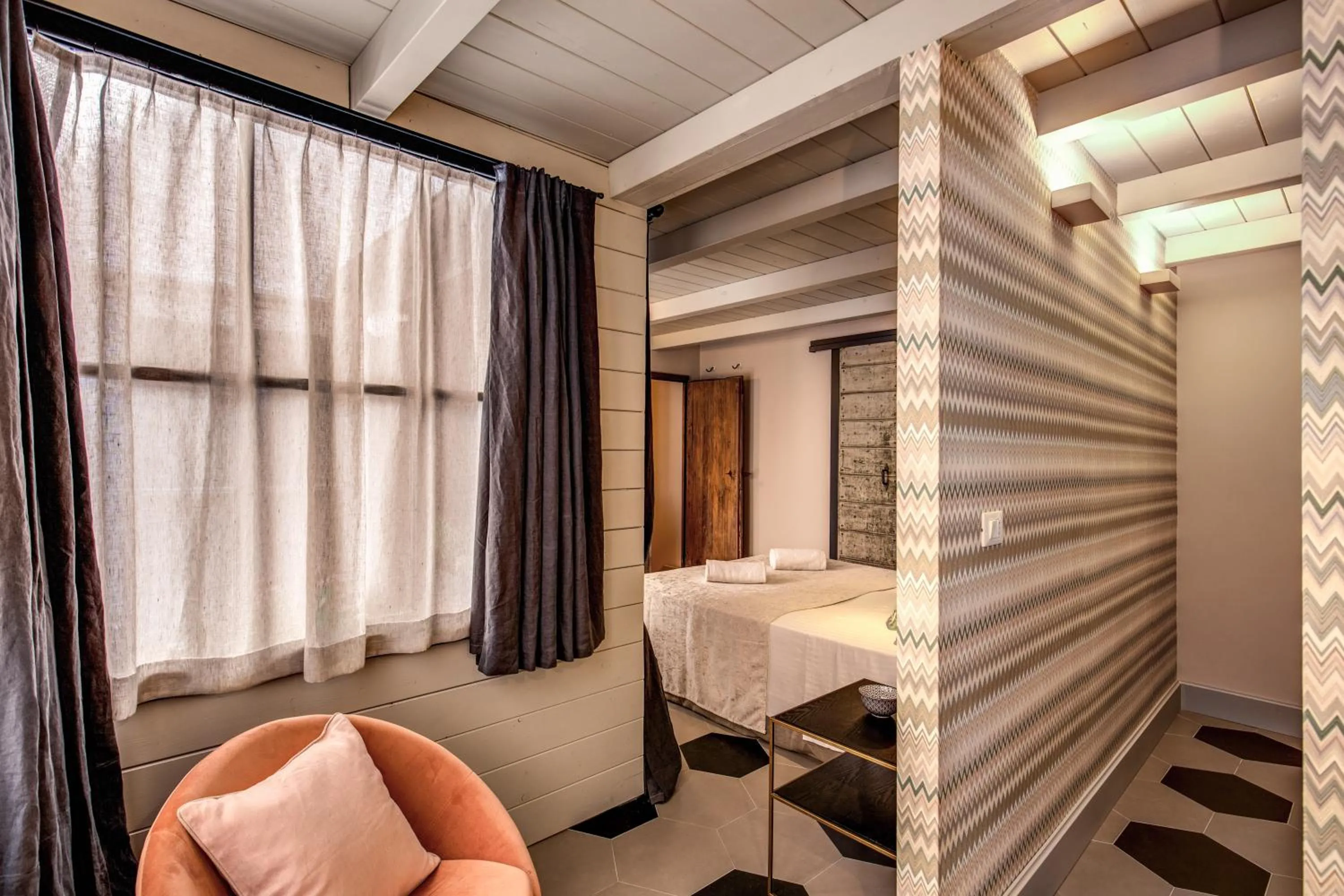 Photo of the whole room, Bed in DeCharme apartment with terrace in Monti