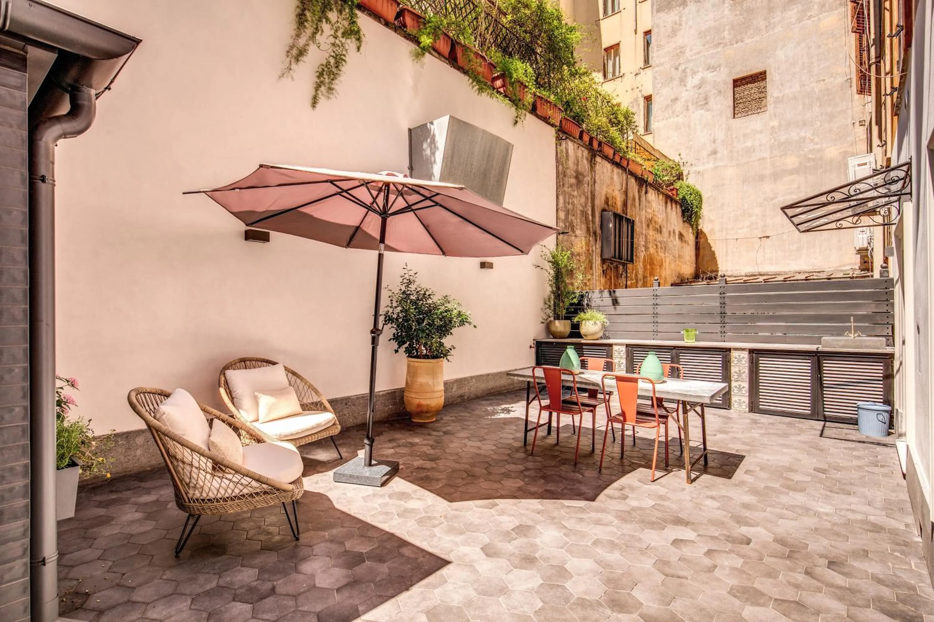 Patio in DeCharme apartment with terrace in Monti