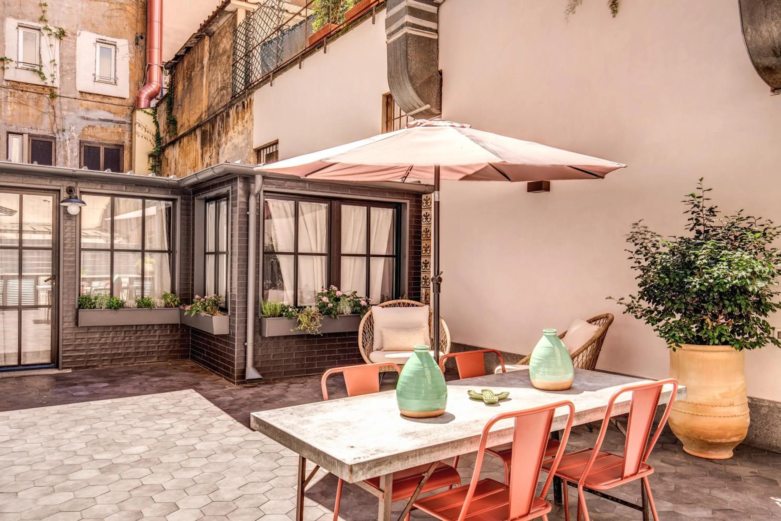 Patio in DeCharme apartment with terrace in Monti