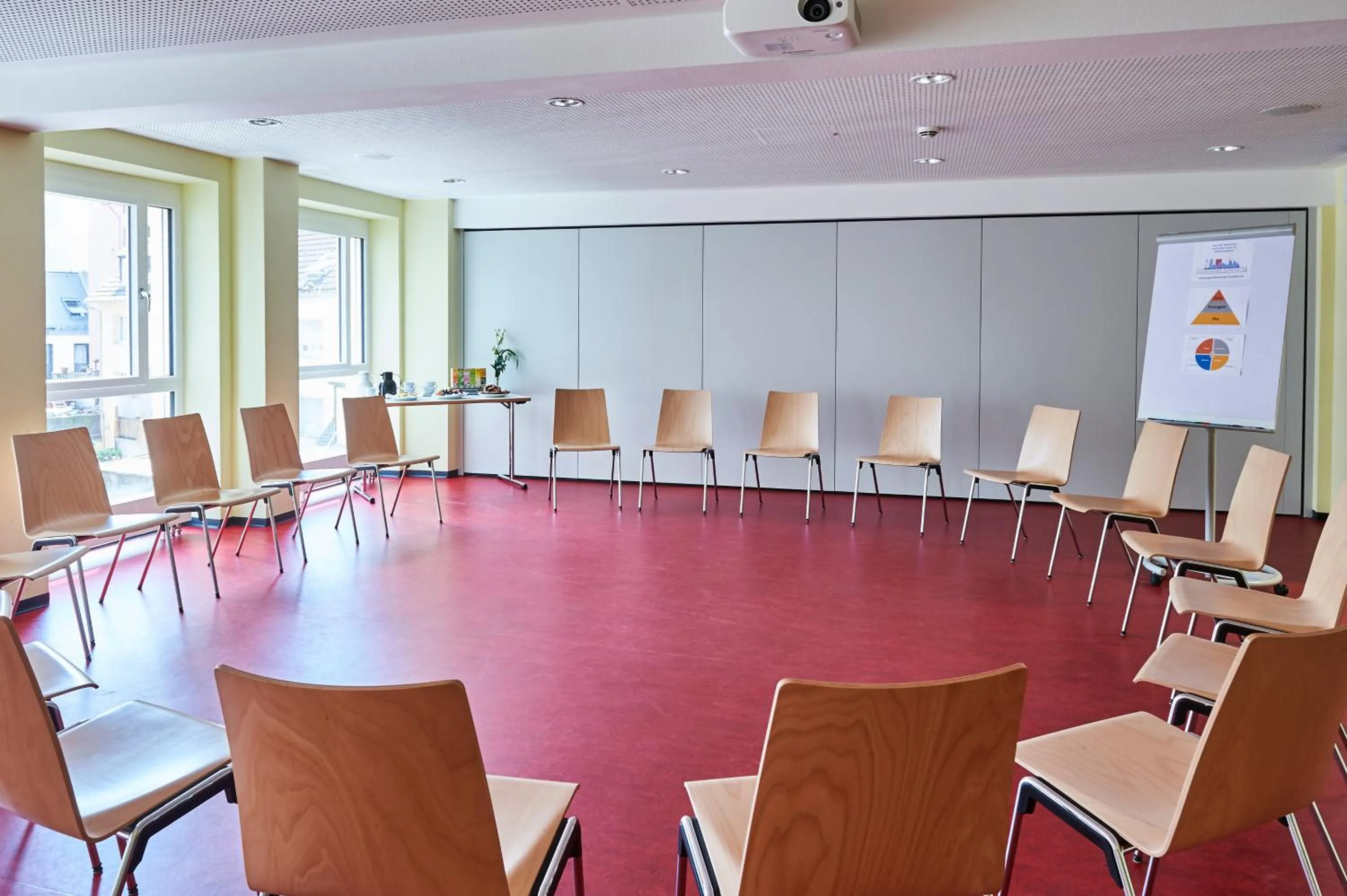 Meeting/conference room in Jugendherberge Frankfurt - Haus der Jugend