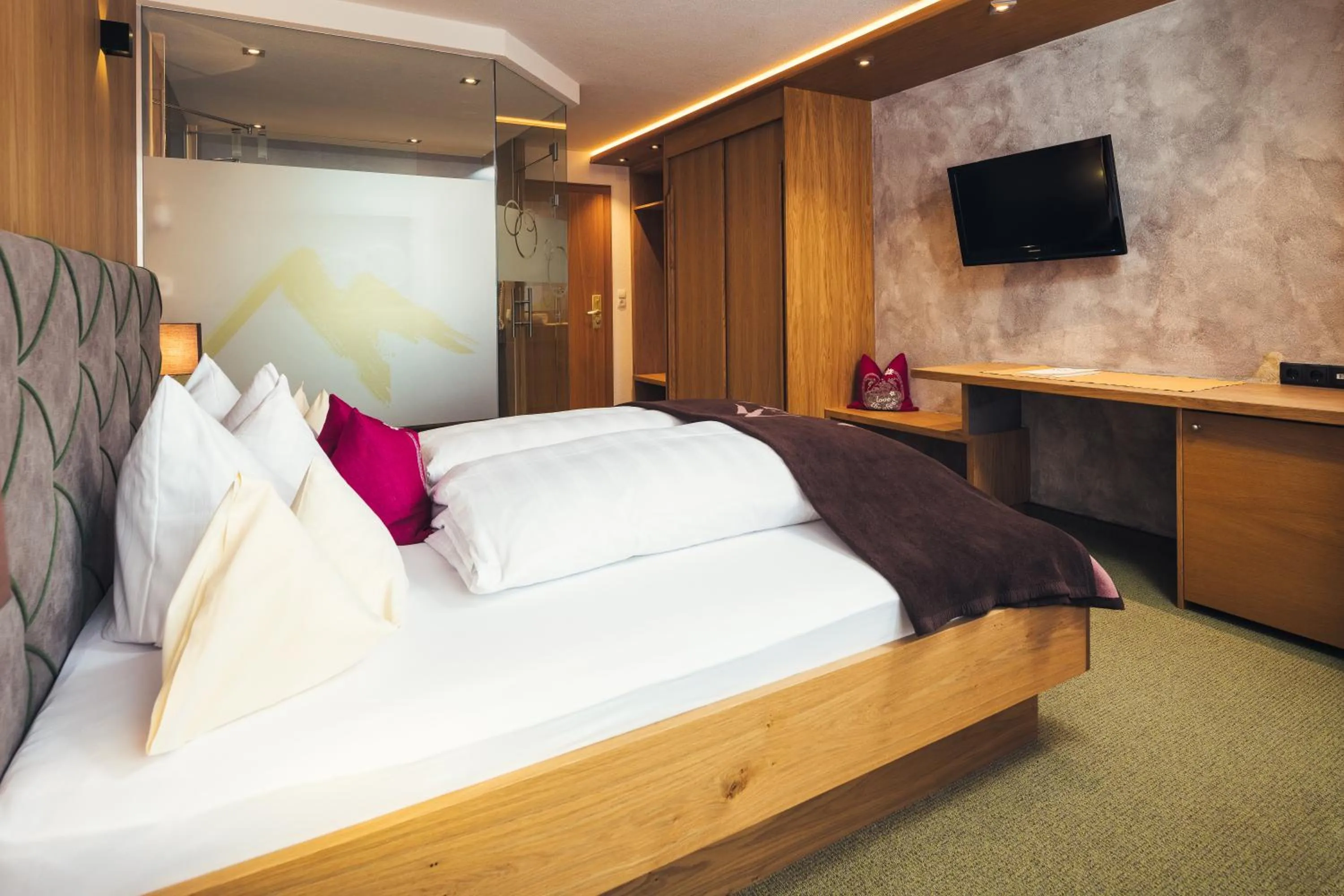 Bed in Hotel Garni Angela