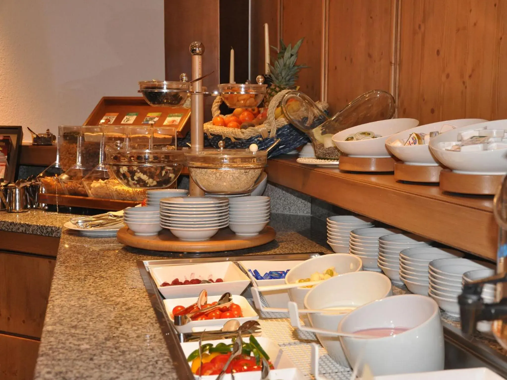 Food and drinks in Hotel Garni Angela