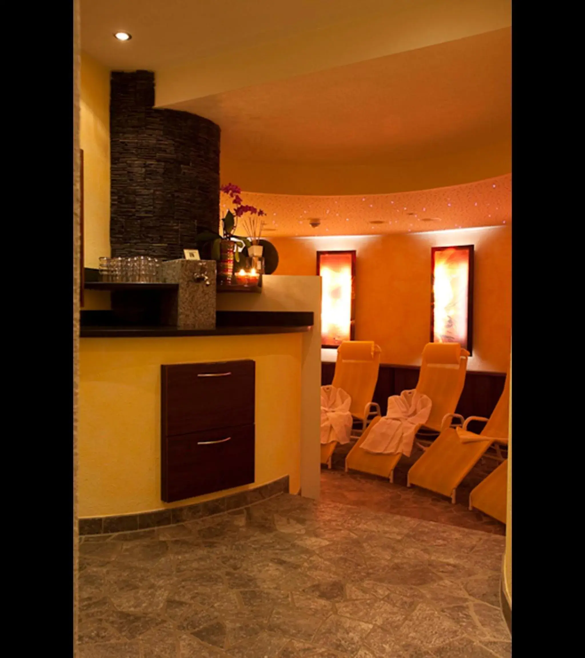 Spa and wellness centre/facilities, Kitchen/Kitchenette in Hotel Garni Angela